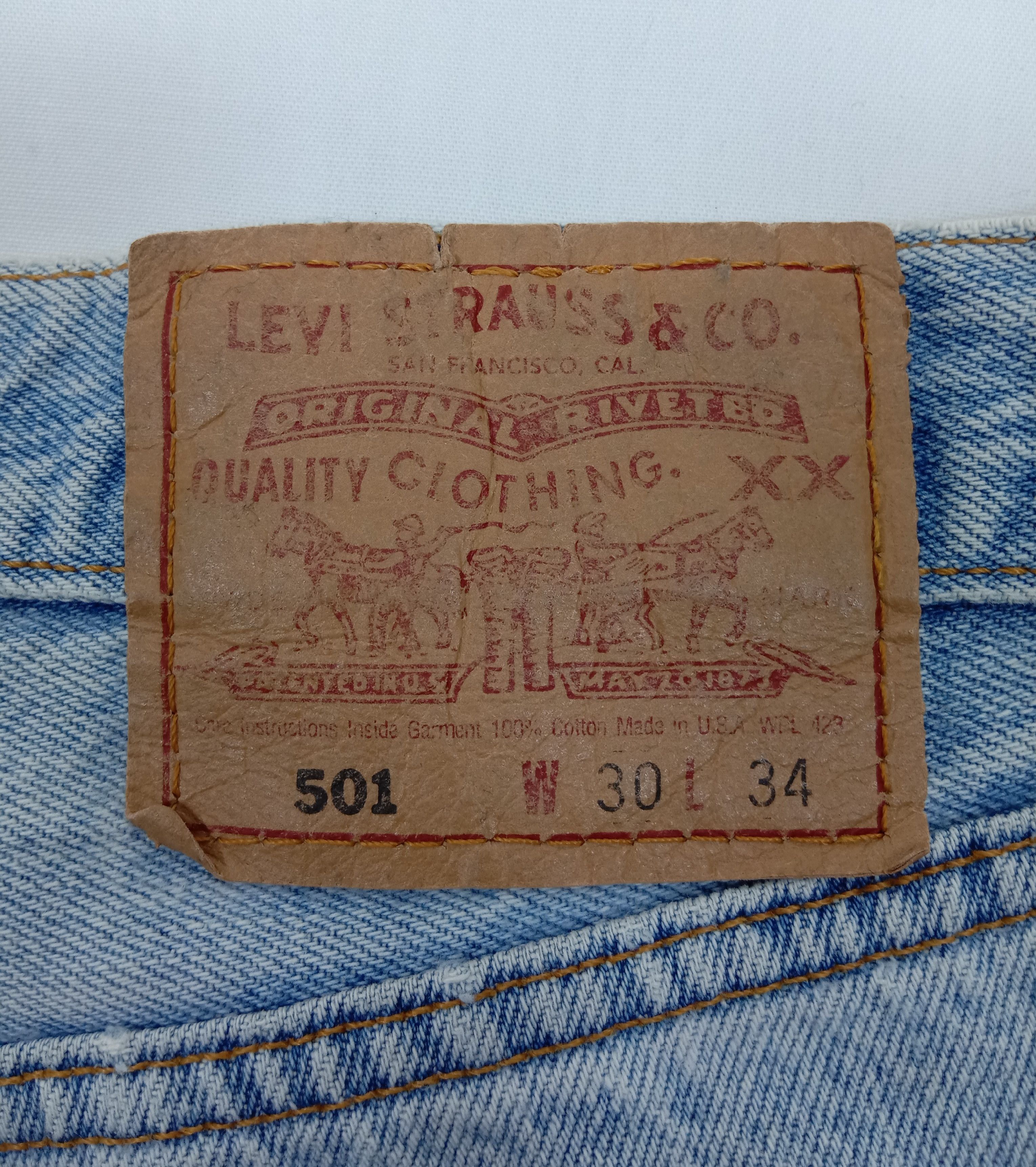Levi's Vintage 90s Levi’s 501 Jeans Light Wash Distressed Denim Size US 28 / EU 44 - 13 Thumbnail