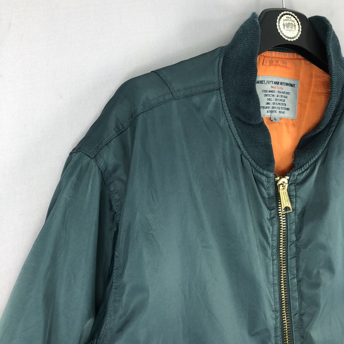 Japanese Brand Vintage Thrashed Bomber Jacket MA-1 Reversible Distressed Size US XL / EU 56 / 4 - 2 Thumbnail