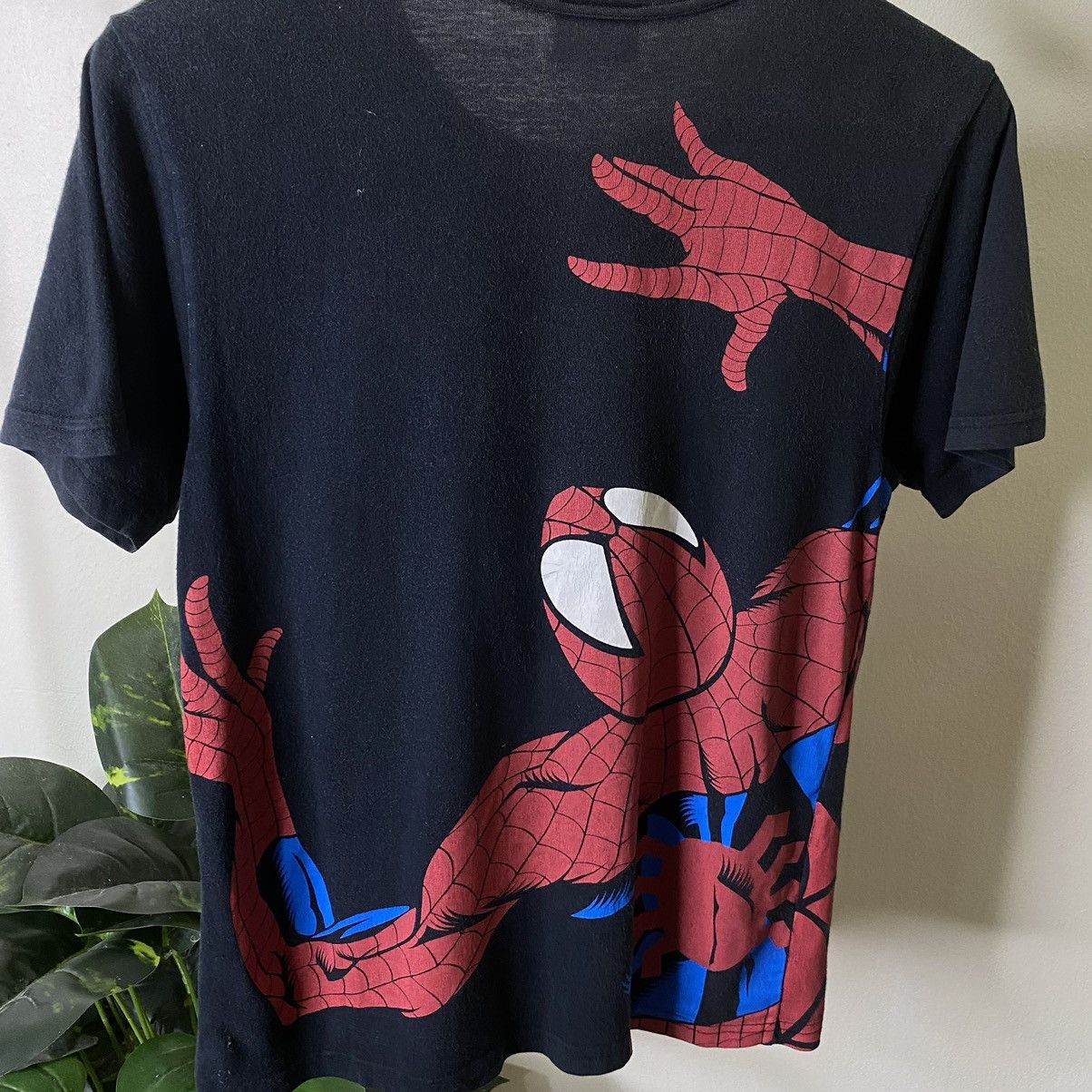 Marvel Comics × Vintage Vintage Y2K Universal Studio Japan x Spiderman Overprint Tee Size US S / EU 44-46 / 1 - 11 Thumbnail