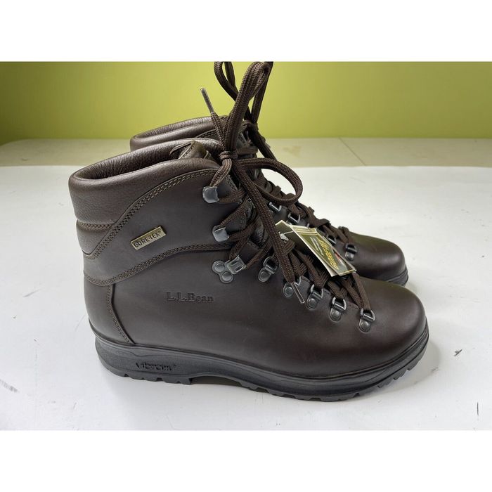 Cresta hot sale hiking boots