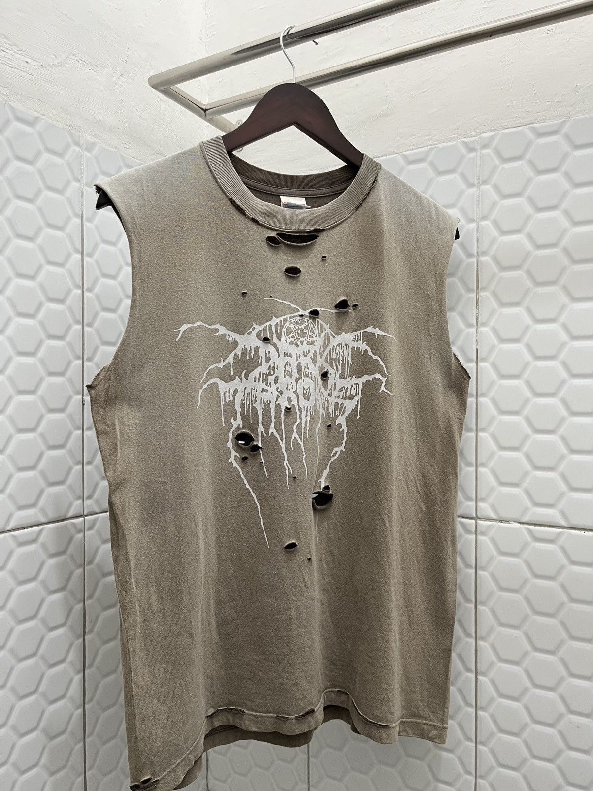 Band Tees Vintage Thrashed Darkthrone Sleeveless Size US M / EU 48-50 / 2 - 2 Thumbnail