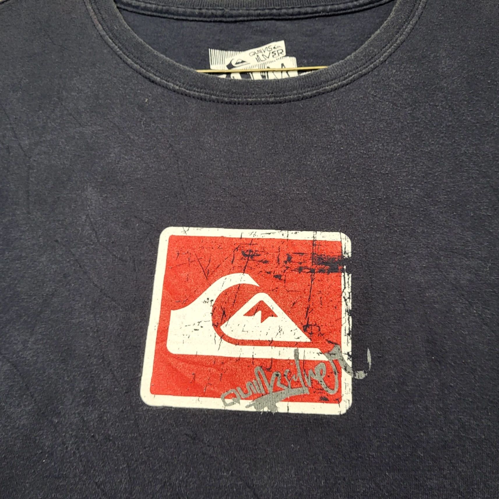 Quiksilver VINTAGE Quiksilver Shirt Men XL Surfing Board Surf Beach Active Logo Graphic Print Blue XL 100% Cotton Mens Size US XL / EU 56 / 4 - 6 Thumbnail