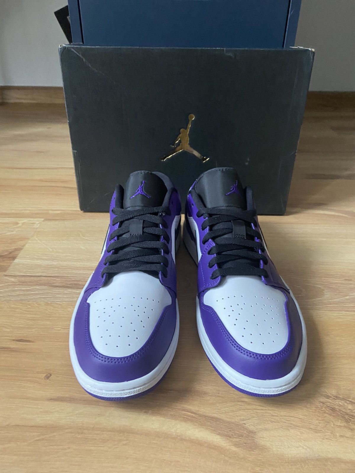 Jordan Brand Air Jordan 1 Low Court Purple White Size US 11 / EU 44 - 3 Thumbnail