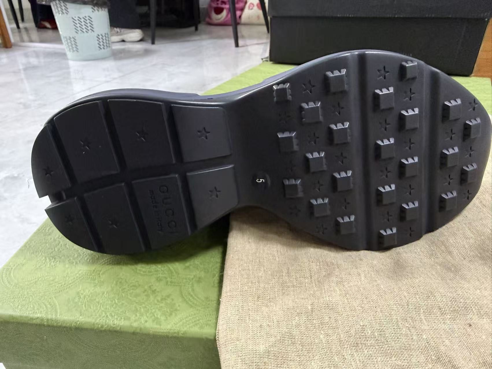 Gucci Gucci Low-Top Sneakers Size US 8.5 / IT 38.5 - 6 Thumbnail