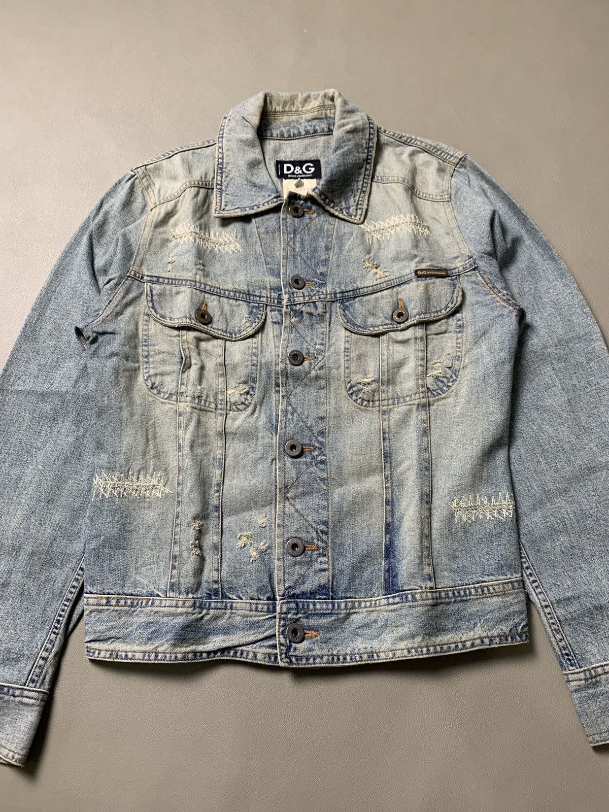 Dolce & Gabbana × Vintage Vintage Dolce & Gabbana Distressed Denim Jacket Size US S / EU 44-46 / 1 - 3 Thumbnail