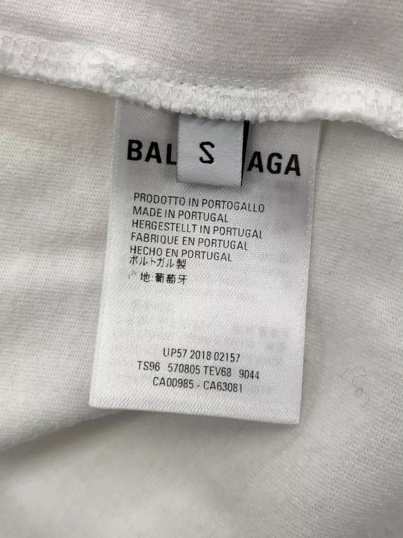 Balenciaga Balenciaga S code logo printed round neck white short slee Size US S / EU 44-46 / 1 - 4 Thumbnail