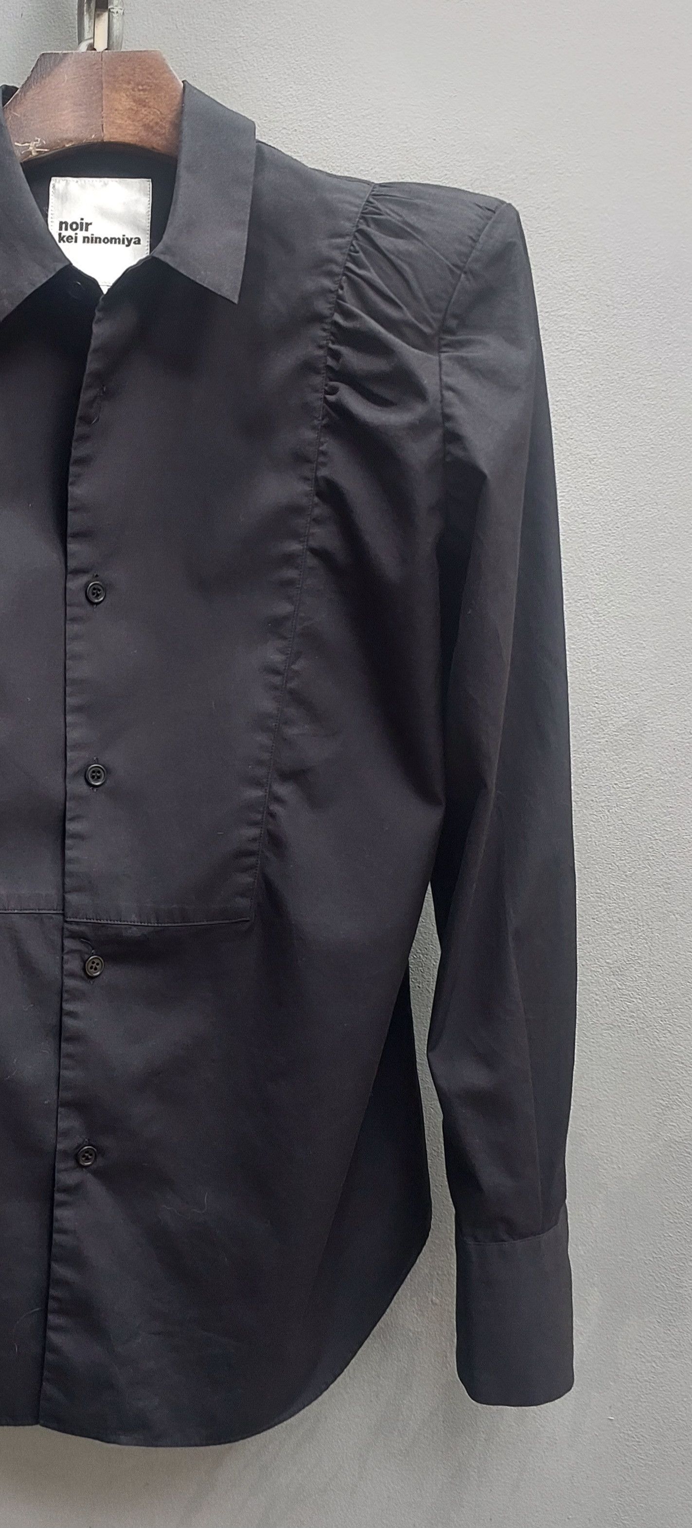 Noir Kei Ninomiya Noir Kei Ninomiya Black Structured Cotton Shirt Size M / US 6-8 / IT 42-44 - 7 Thumbnail