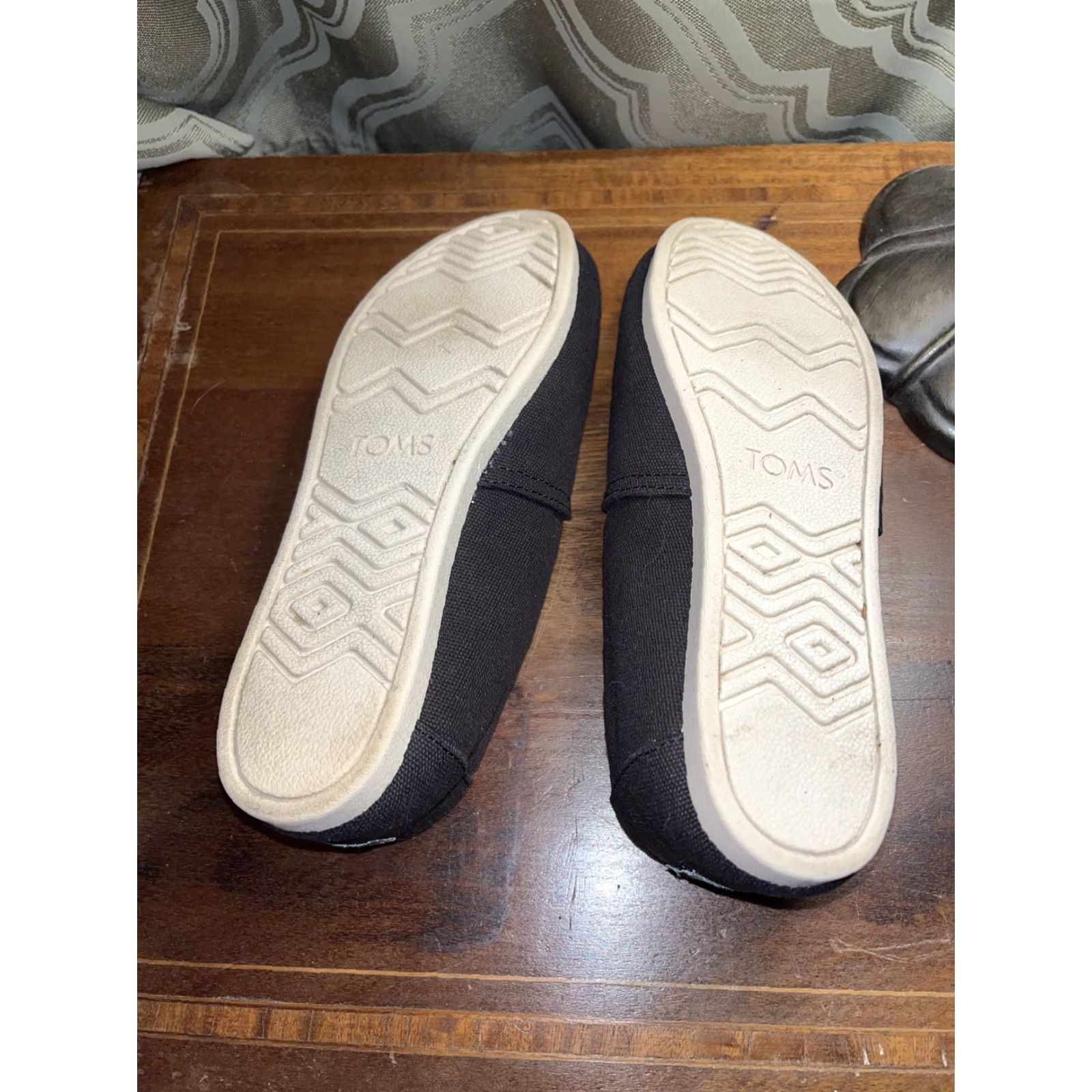 Toms TOMS Women's Classics Canvas Flats Size US 6.5 Black Casual Comfort Slip On W Size US 4.5 / IT 34.5 - 3 Thumbnail