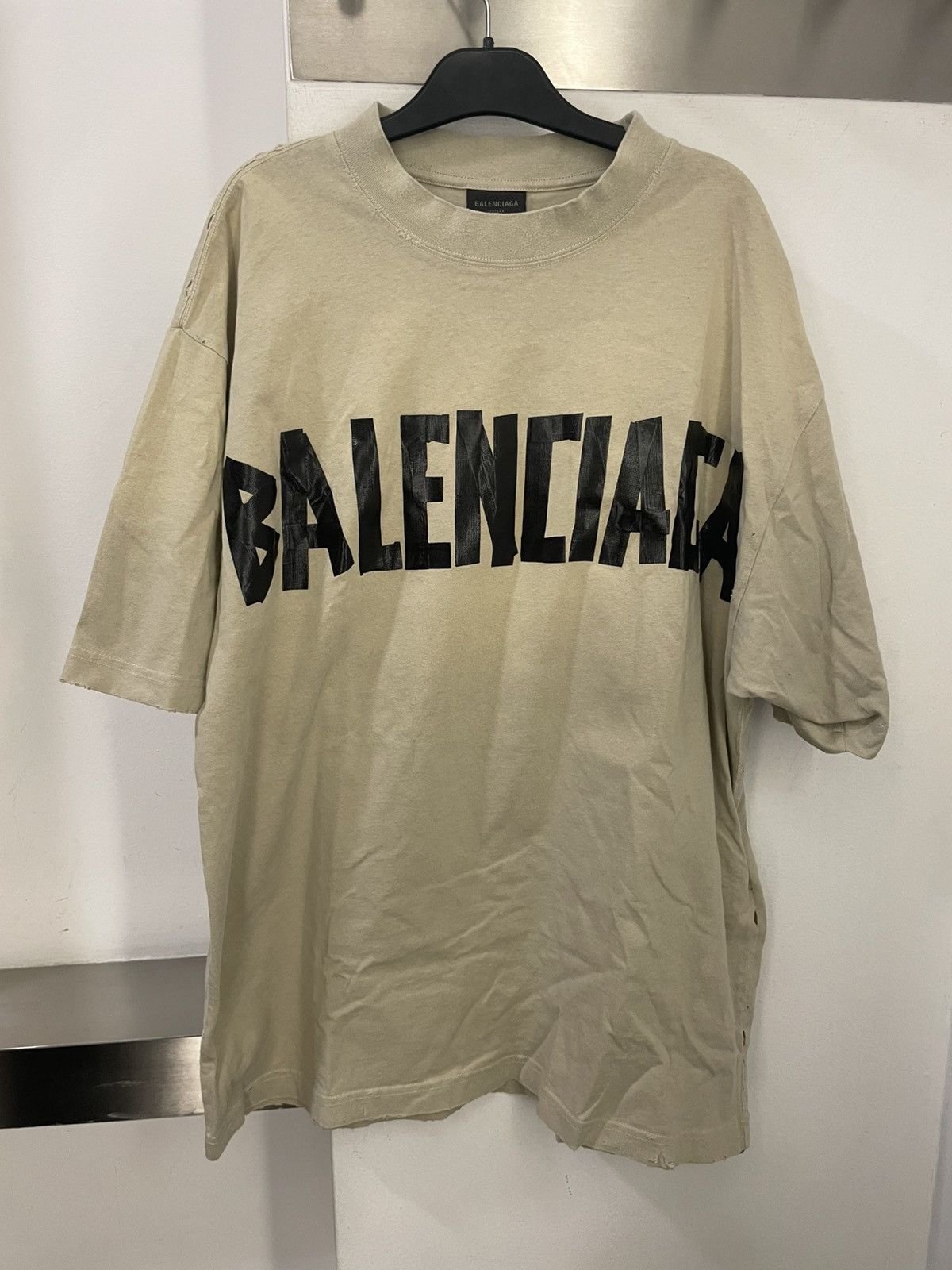 Balenciaga Oversized tape logo t-shirt Size US XS / EU 42 / 0 - 1 Thumbnail