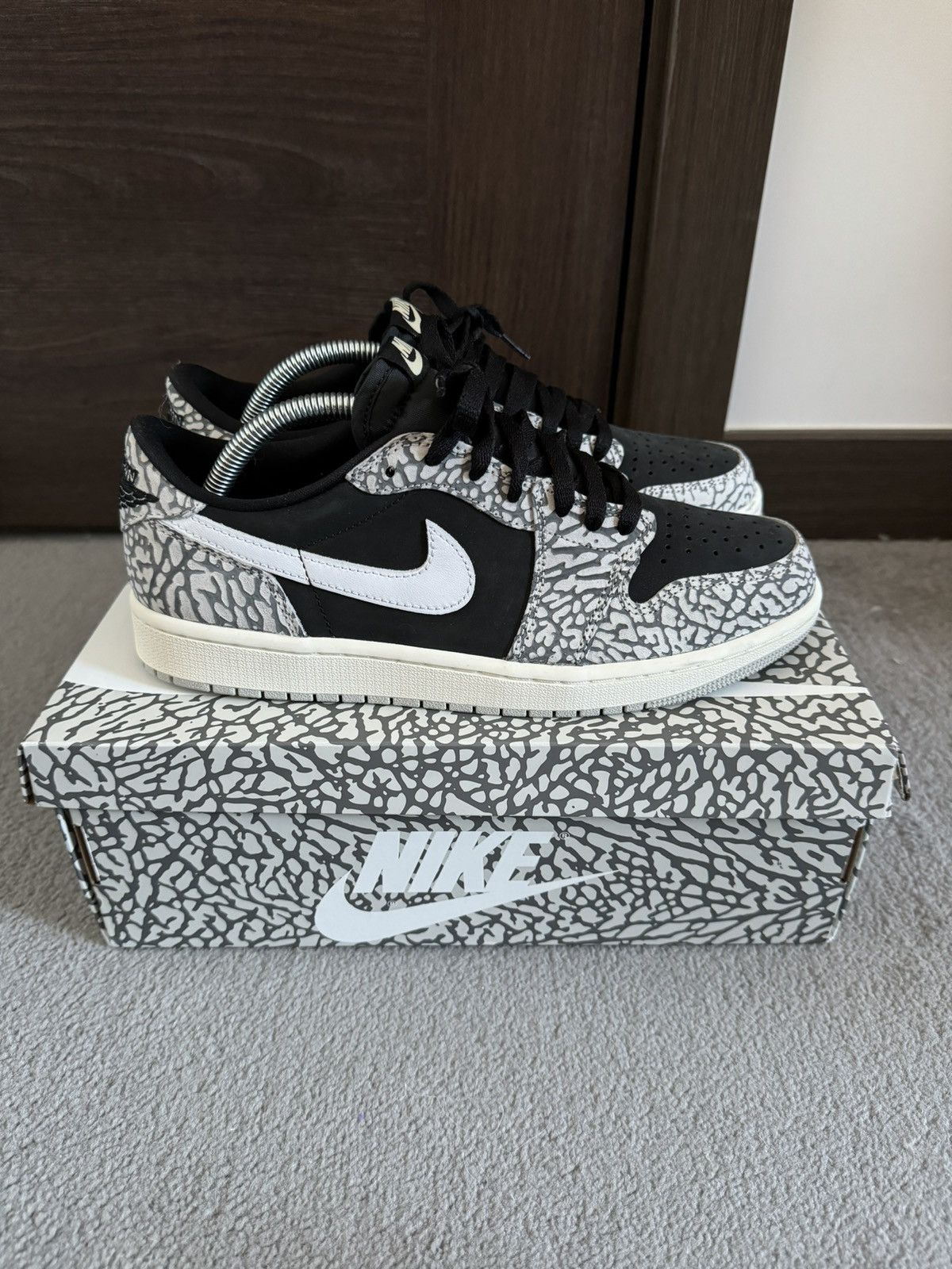 Jordan Brand × Nike Jordan 1 Retro Low OG Black Cement Size US 9 / EU 42 - 1 Thumbnail
