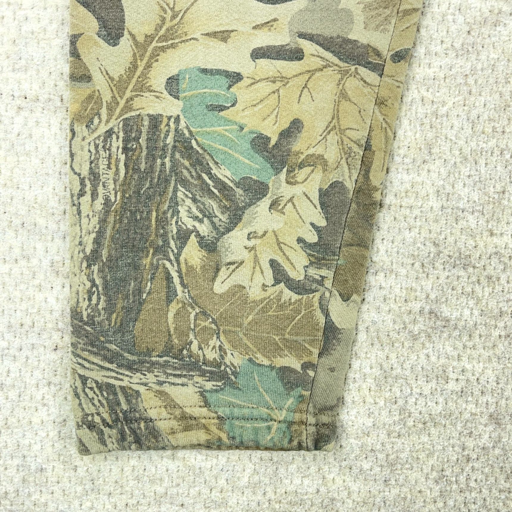Jerzees VINTAGE Jerzees Camouflage Sweatpants Men's Small Jogger 29in Inseam Green 100% Cotton 90s Baggy, USA Mens Size US 29 - 7 Thumbnail