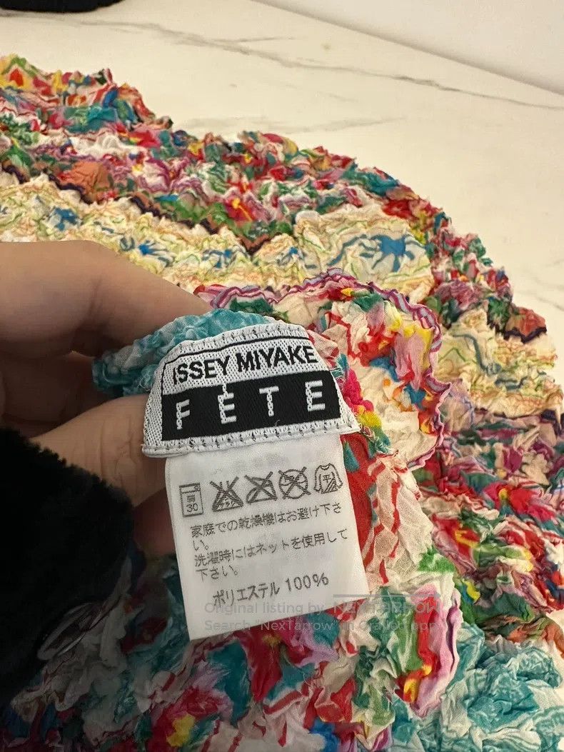 Issey Miyake Issey Miyake Oil Painting Waste Paper Pleated Turtleneck L Size M / US 6-8 / IT 42-44 - 2 Thumbnail