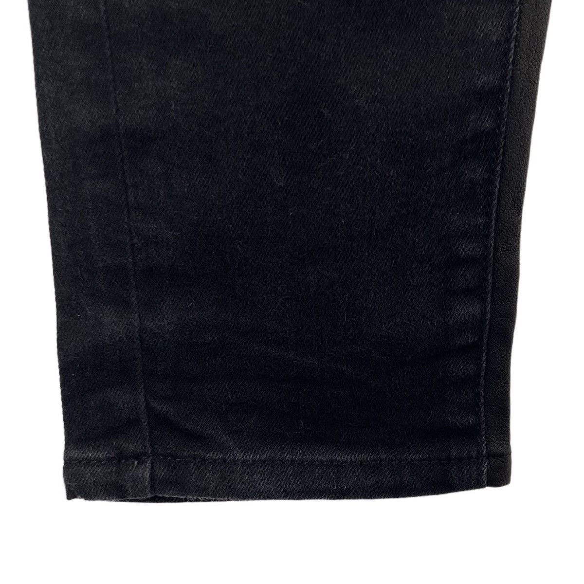 Givenchy Givenchy Straight Leg Jeans K26WX Size 26" / US 2 / IT 38 - 4 Thumbnail