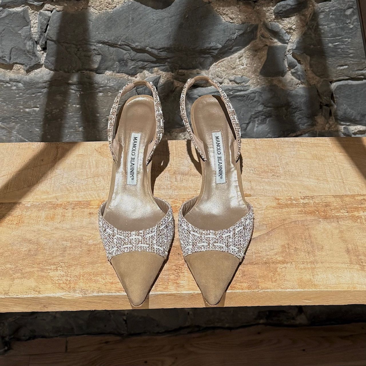 Manolo Blahnik Manolo Blahnik Beige Suede Tweed Carolyne Slingback Pumps Size US 9 / IT 39 - 2 Thumbnail