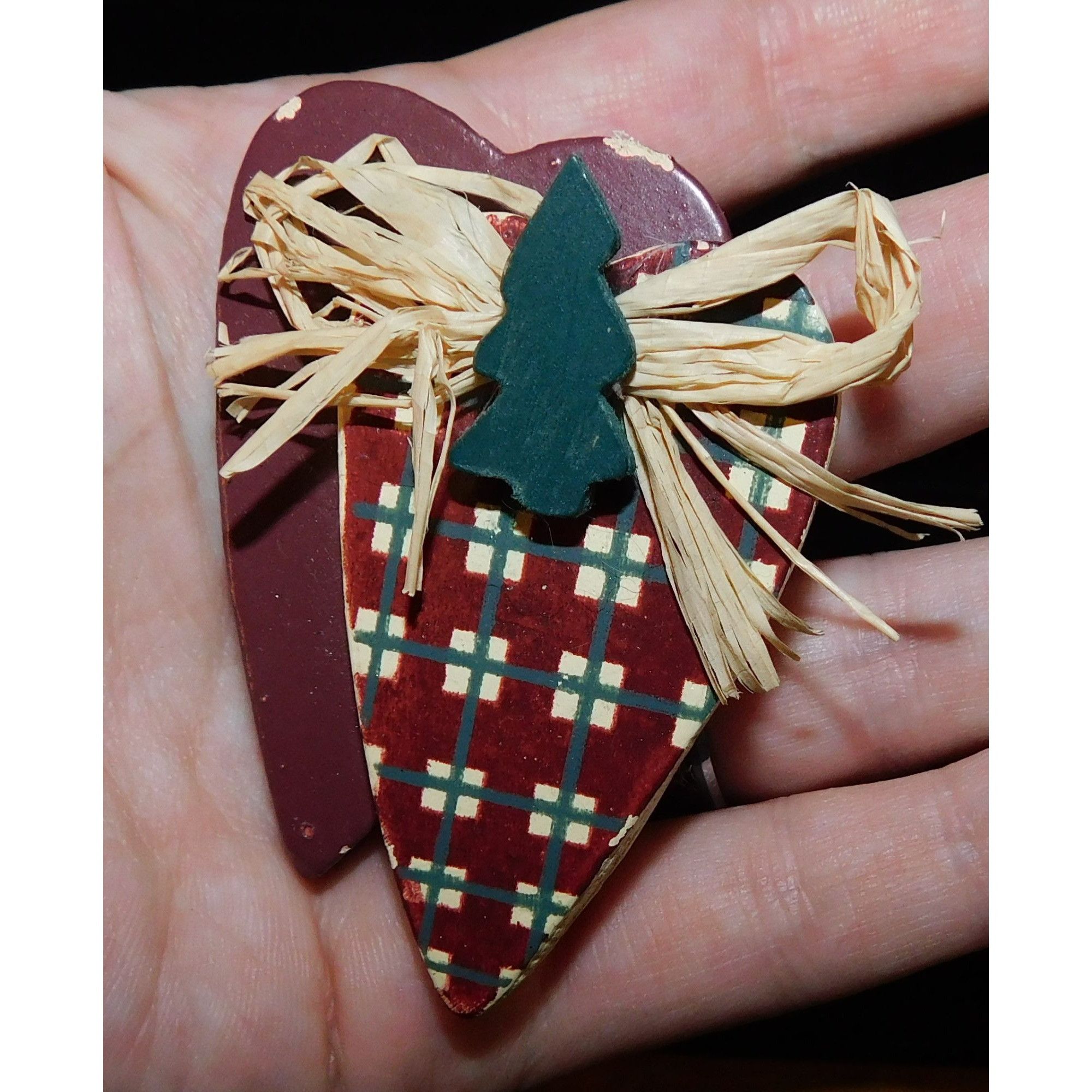 Handmade Rustic Cottagecore Wood Heart Christmas Brooch Size ONE SIZE - 1 Thumbnail