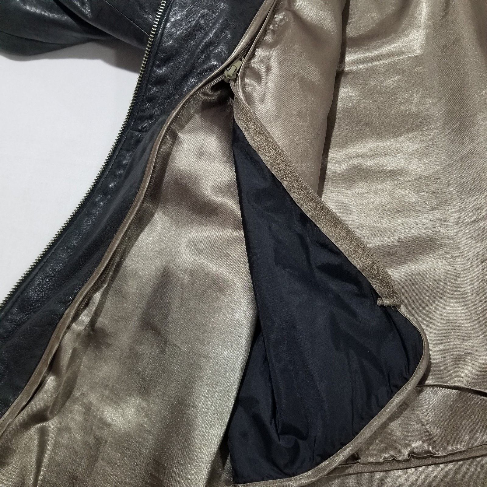 Wilsons Leather VTG WILSONS LEATHER JACKET Mens Medium Black Pelle Studio Size US M / EU 48-50 / 2 - 7 Thumbnail