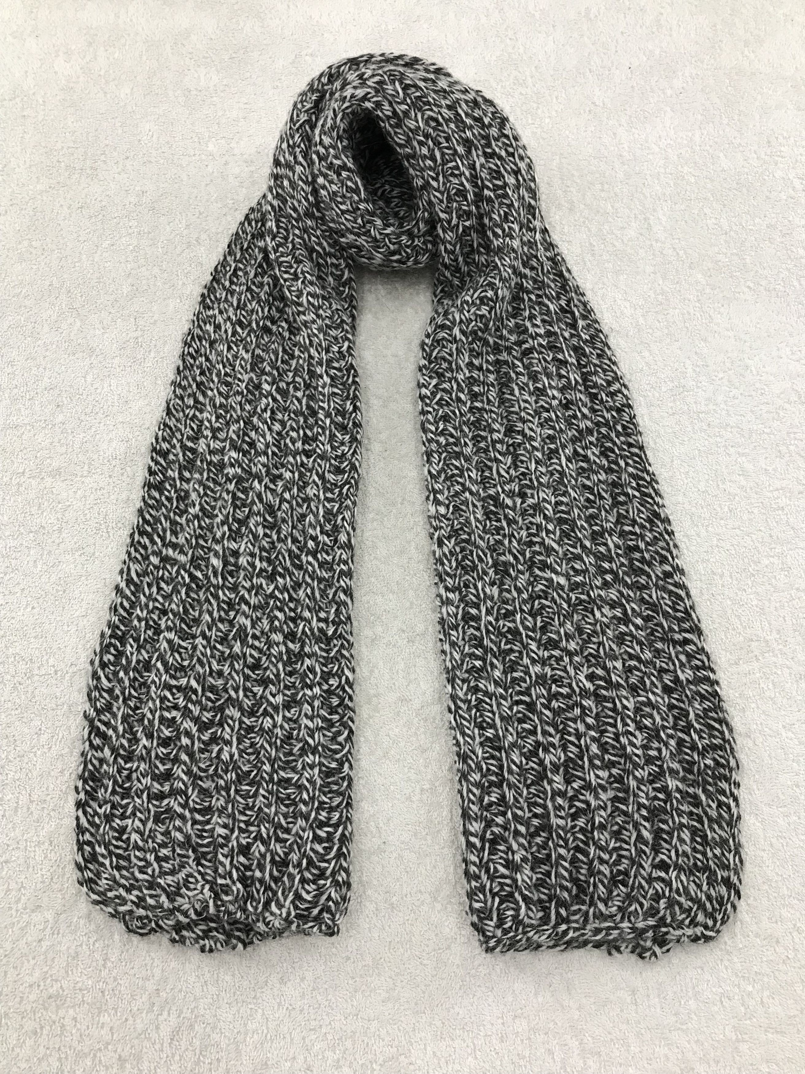 Takeo Kikuchi Takeo Kikuchi Scarf / Muffler / Neckwear - WW1104 Size ONE SIZE - 1 Thumbnail