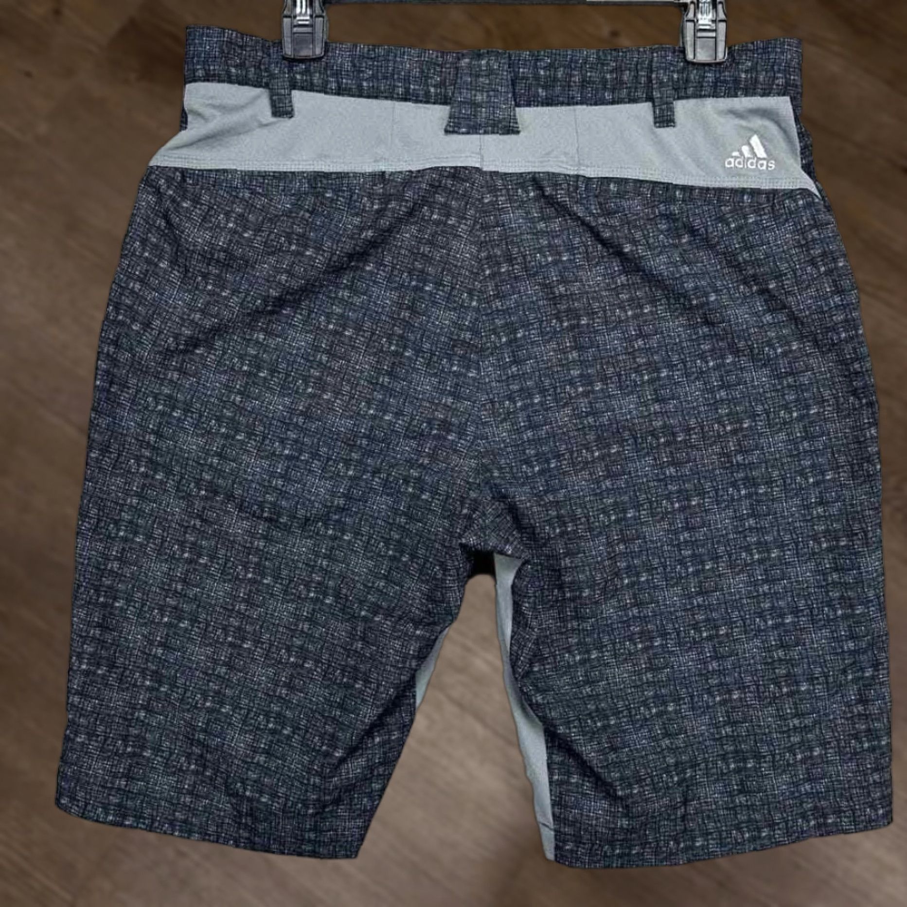 Adidas Adidas Chino Golf Shorts Mens 32 Grey Geometric Athletic Flat Front Stretch Logo Front Flat Front Pockets Casual Outdoor Sports Mens Size US 32 / EU 48 - 1 Thumbnail