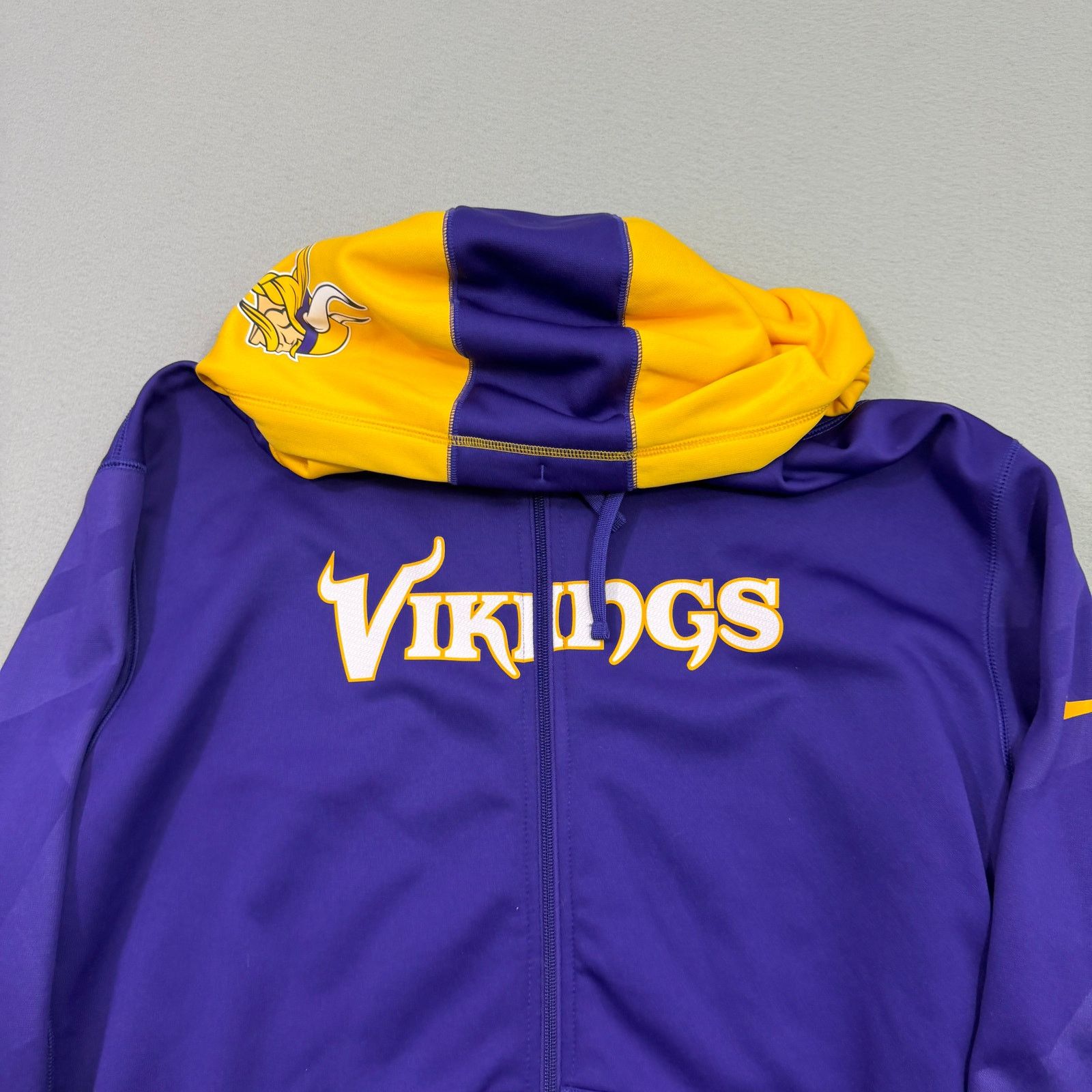 Nike Nike Minnesota Vikings Full Zip Hoodie 2XL Purple Yellow Size US XXL / EU 58 / 5 - 2 Thumbnail