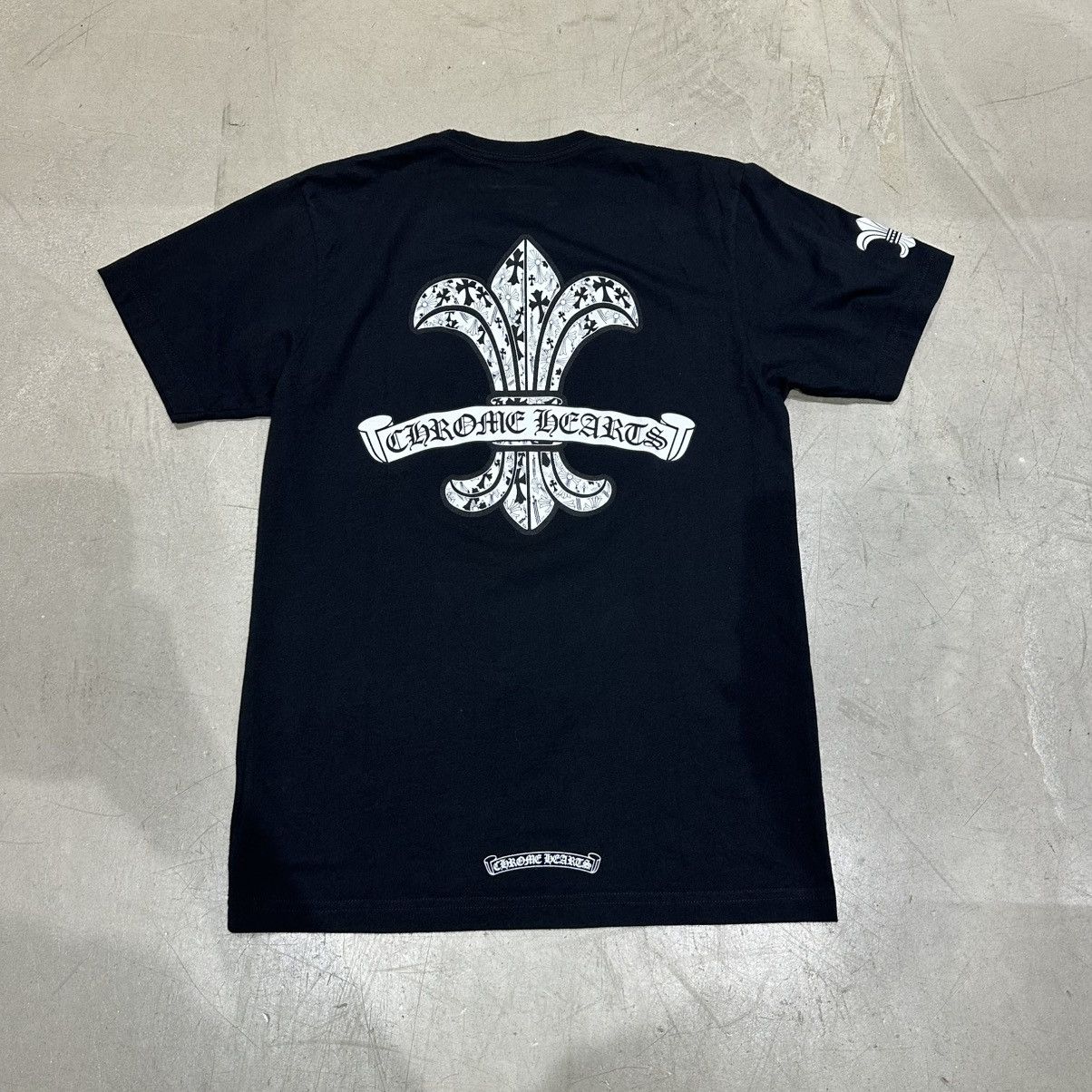 Chrome Hearts Chrome Hearts Fleur Logo Pocket T-shirt Size M Size US M / EU 48-50 / 2 - 2 Thumbnail