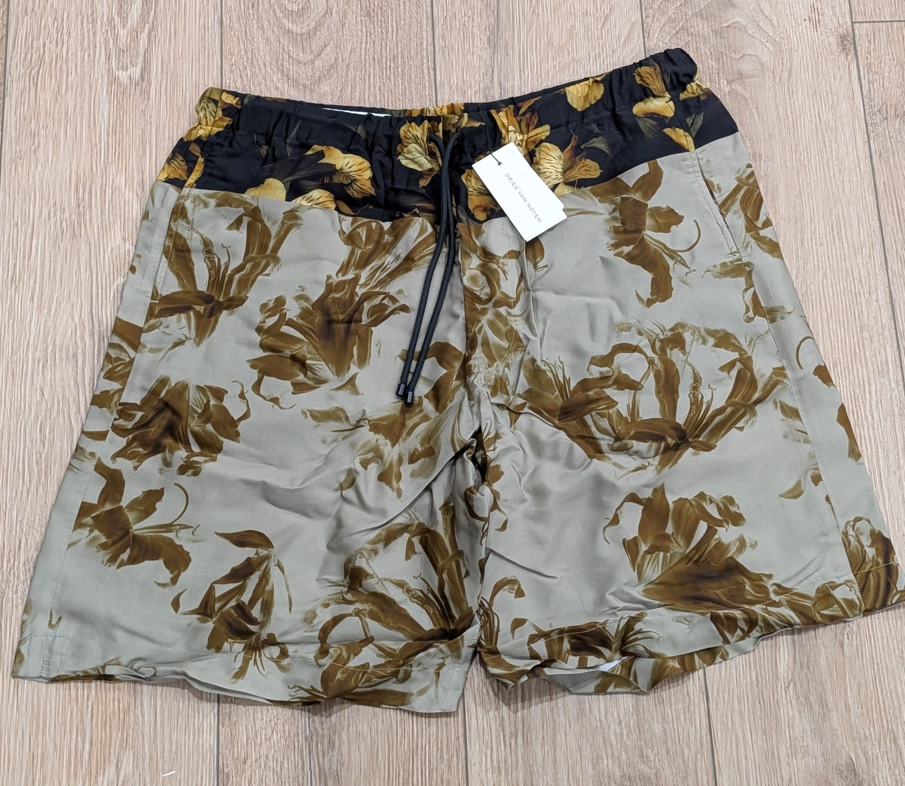 Dries Van Noten Dries Van Noten Verner Panton Printed Linen Shorts