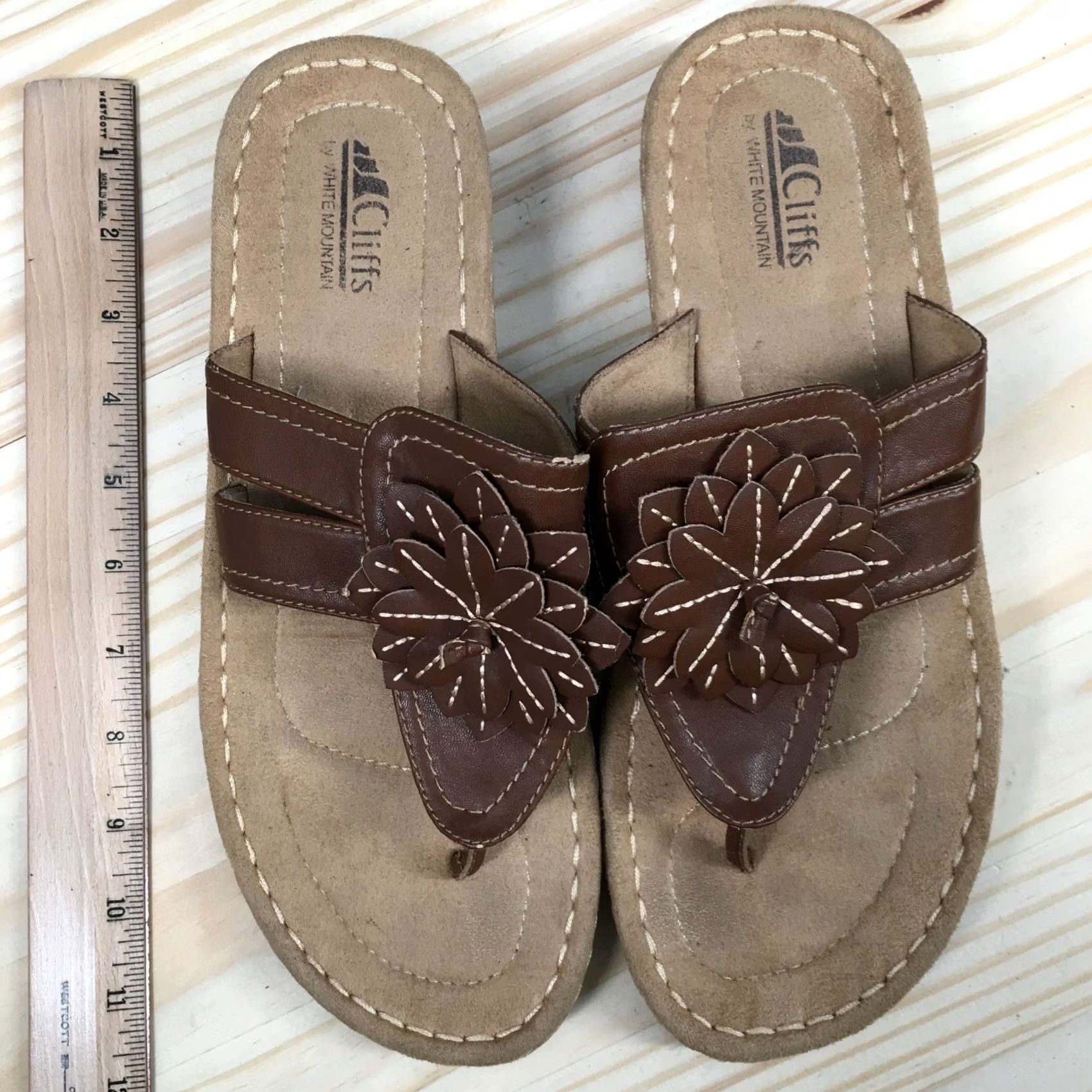Vintage Cliffs by White Mountain Cupcake II Sandals Womens 11 M Slip On Thong Brown Size US 11 / IT 41 - 7 Thumbnail