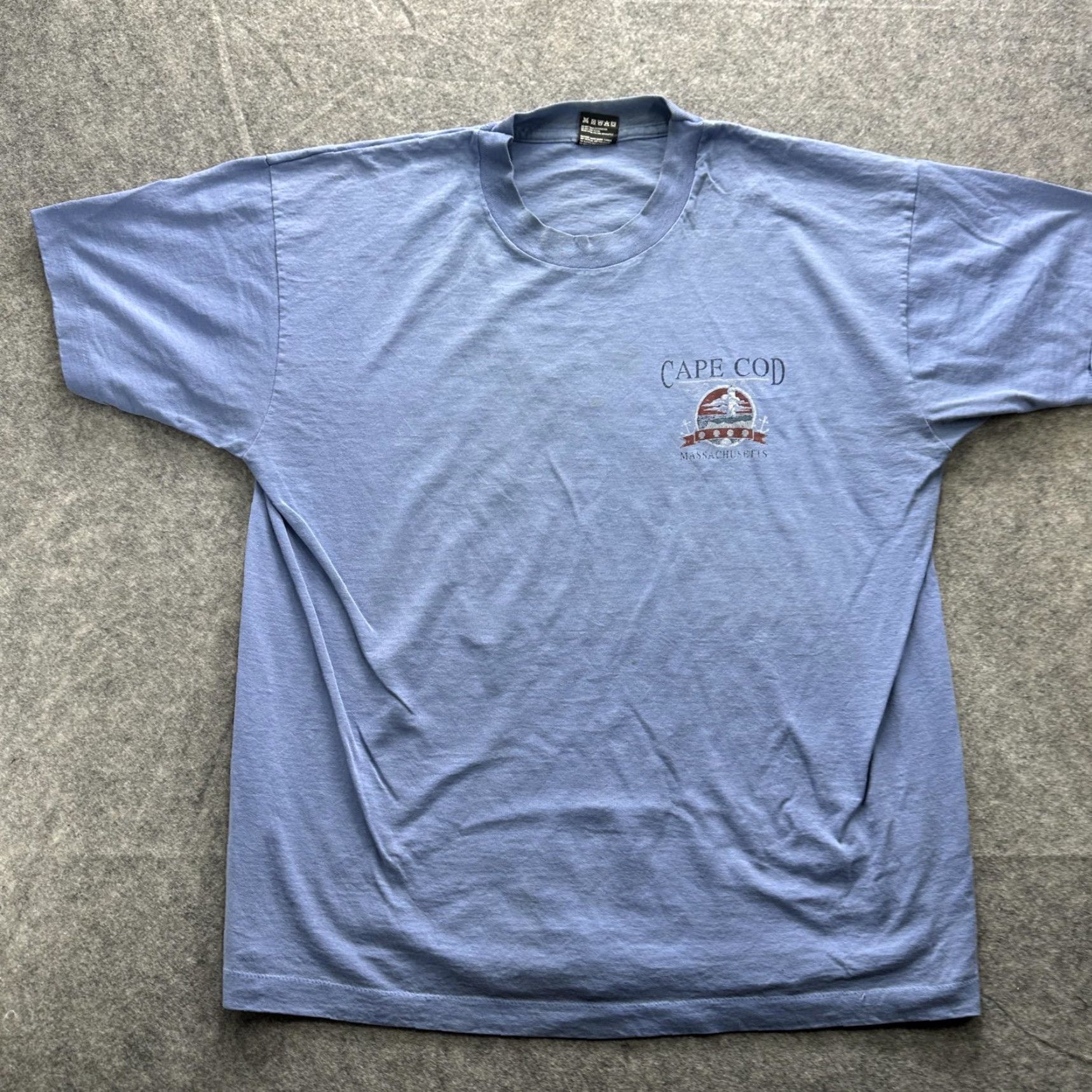 Fruit Of The Loom VINTAGE Cape Cod Shirt Mens XL Blue Massachusetts Souvenir 90s Fruit Loom Crew Neck Short Sleeve Graphic Print T-Shirt Mens Size US XL / EU 56 / 4 - 2 Thumbnail