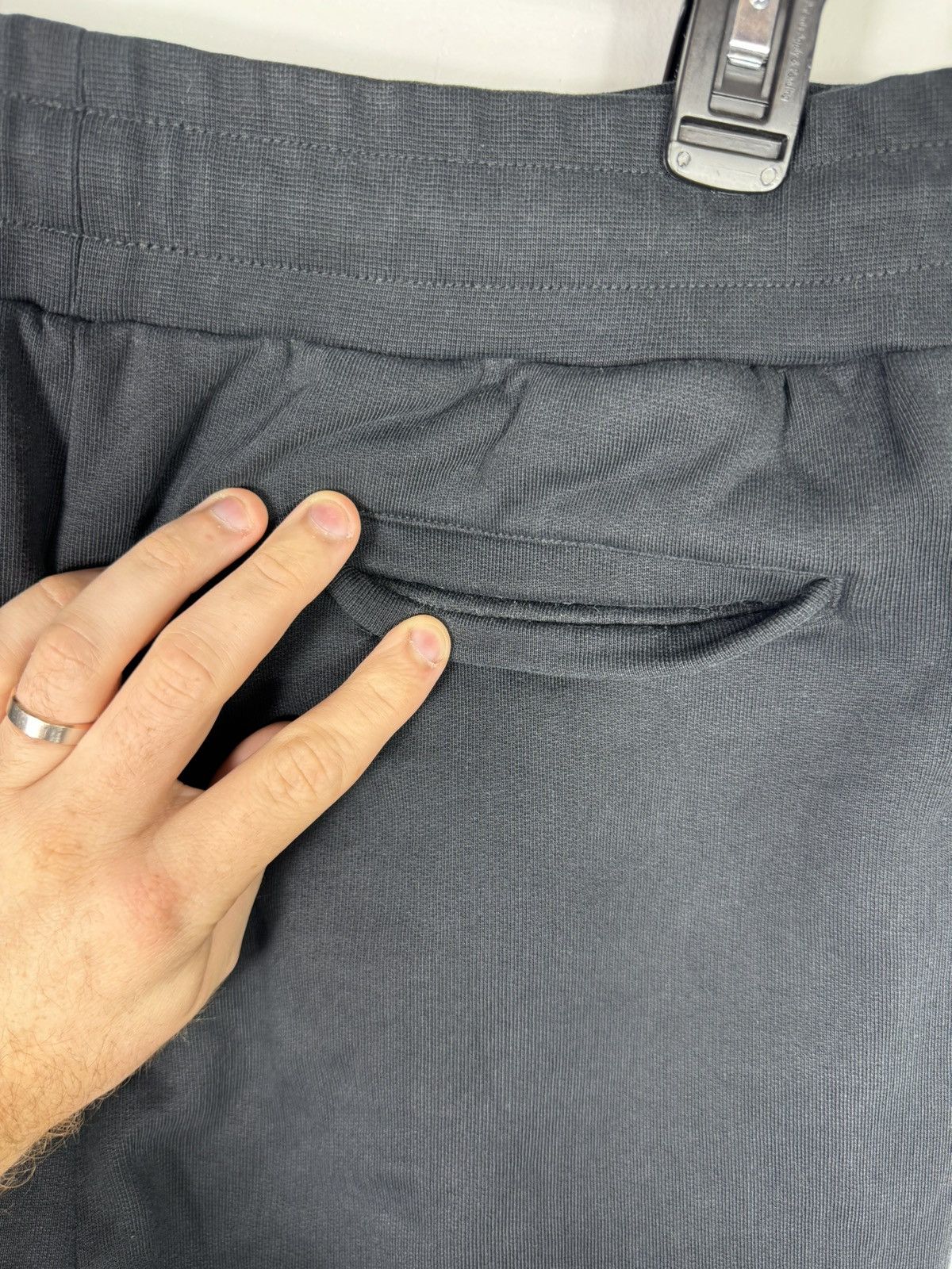 A-COLD-WALL* A-COLD-WALL* BLACK LOGO EMBROIDERY LOUNGE PANTS Size US 34 / EU 50 - 9 Thumbnail