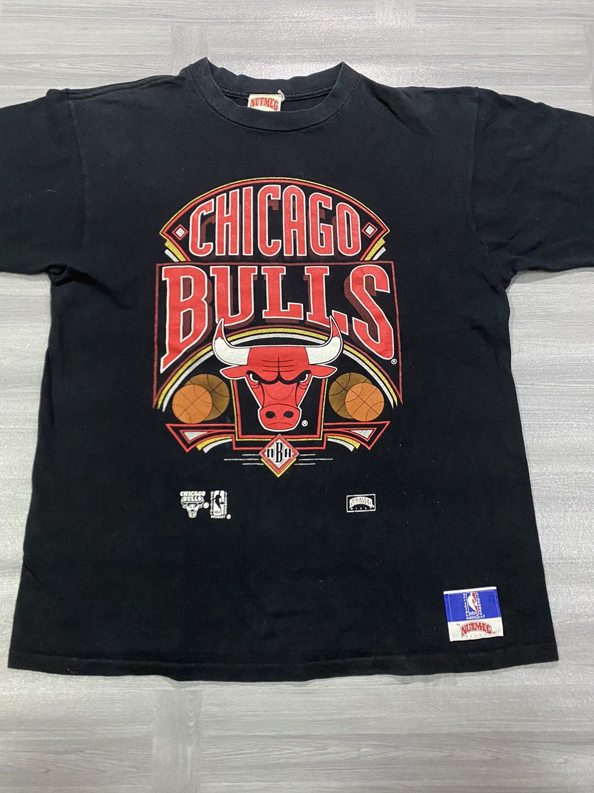 NBA Vintage Chicago Bulls Nutmeg Size US L / EU 52-54 / 3 - 4 Thumbnail