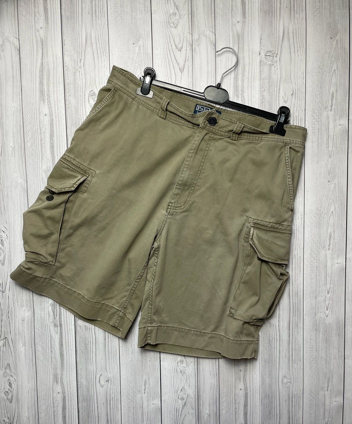 Polo Ralph Lauren Polo Ralph Lauren vintage cargo shorts size 38 Size US 38 / EU 54 - 2 Thumbnail