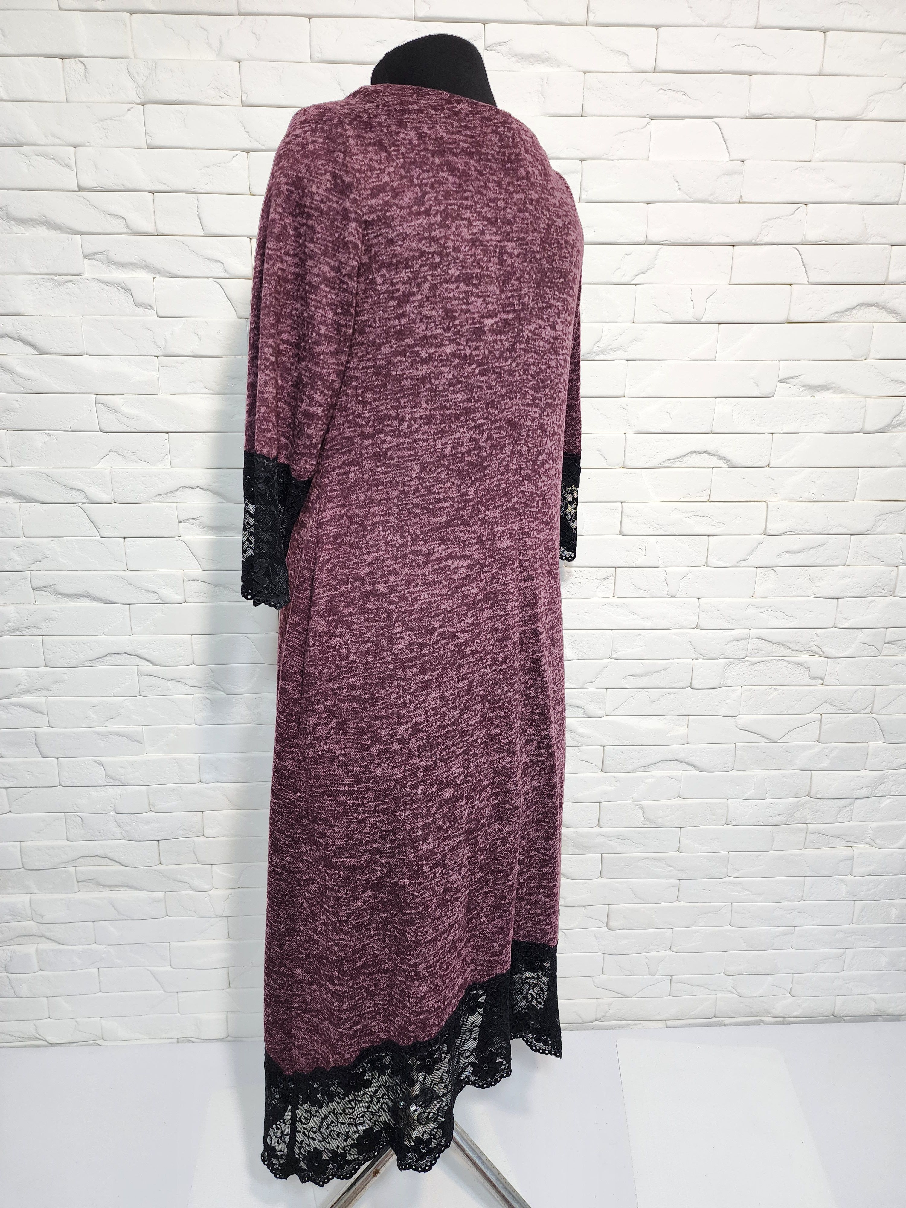 Designer Long dress with black lace. Size XXL / US 16-18 / IT 52-54 - 7 Thumbnail
