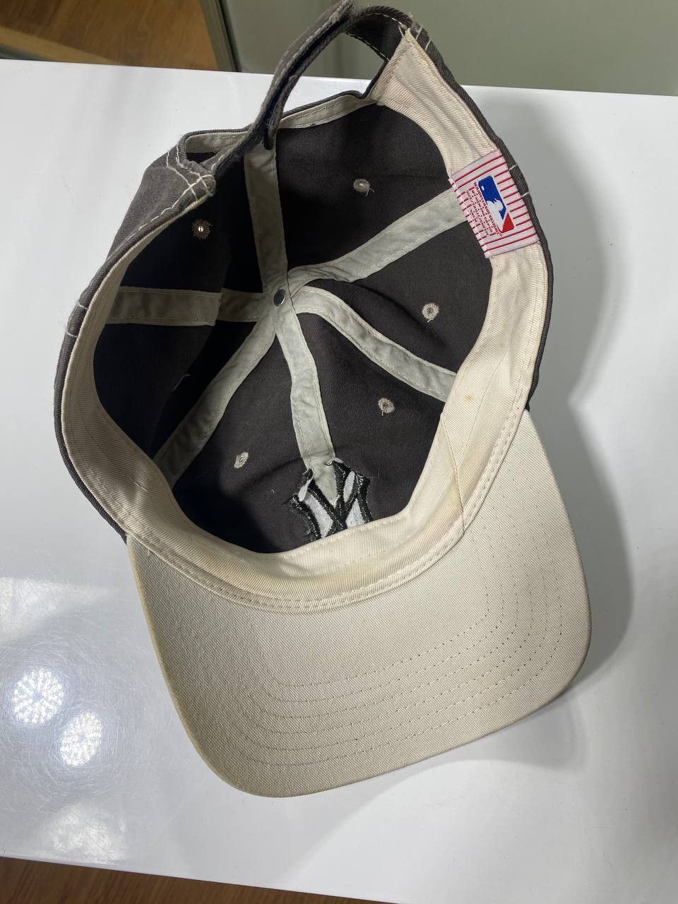 Vintage New York Yankees Vintage Strap Back Hat Size ONE SIZE - 7 Thumbnail