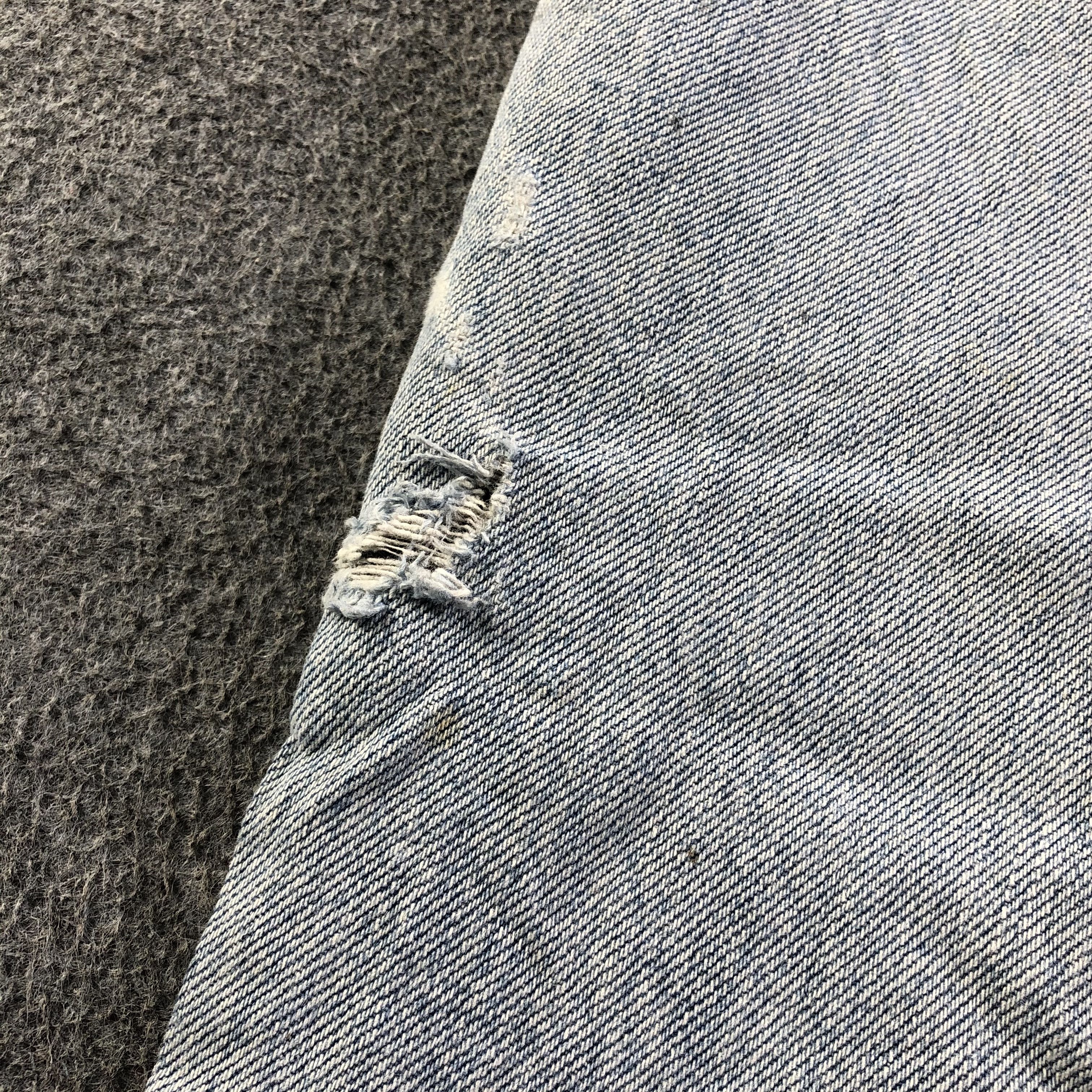 Levi's Vintage 90s Light Wash Levis 550 Jeans-J4193 Size US 37 - 8 Thumbnail