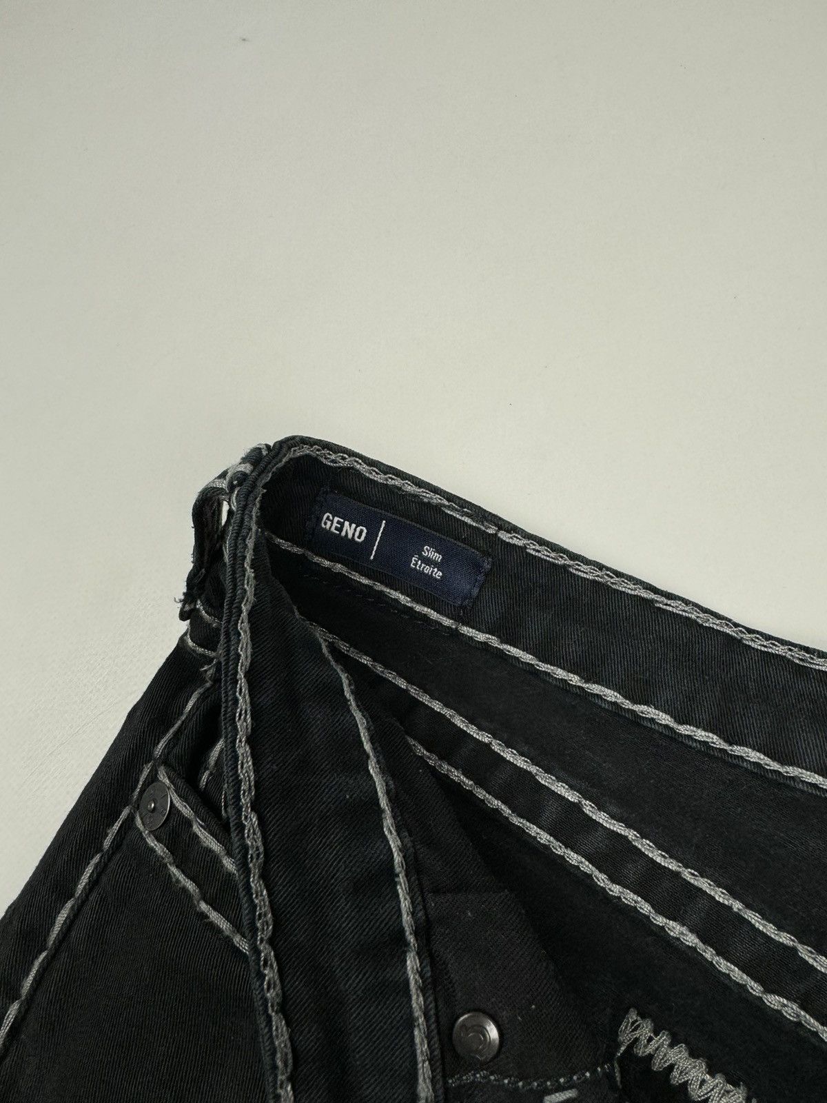 True Religion True Religion Faded Geno Super Slim Pants Size 30" / US 8 / IT 44 - 8 Thumbnail