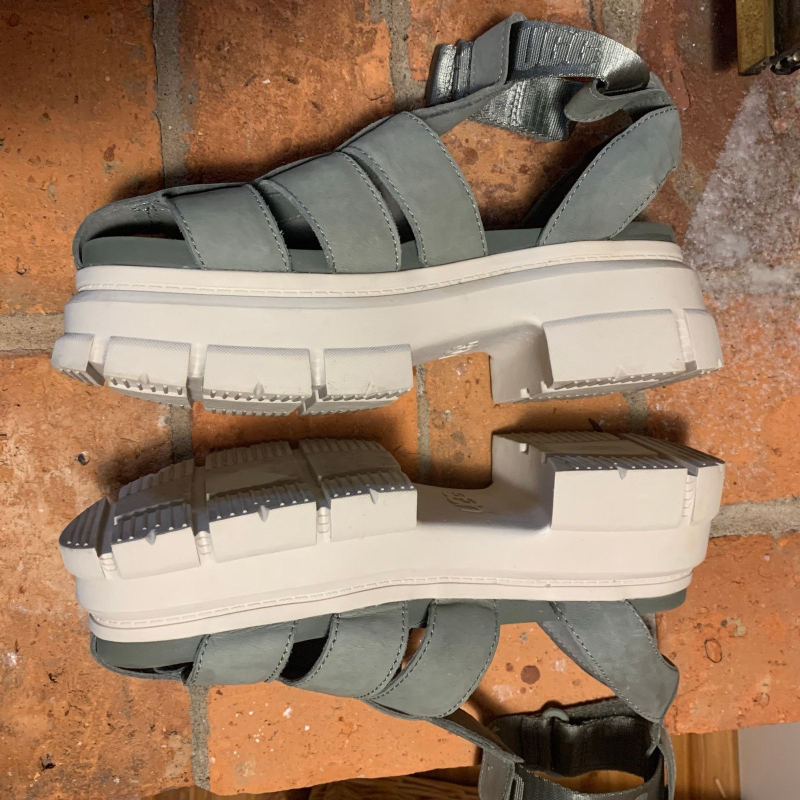 Ugg UGG Ashton Strappy Moss Green Nubuck Chunky Sandal Size 8 Size US 8 / IT 38 - 6 Thumbnail