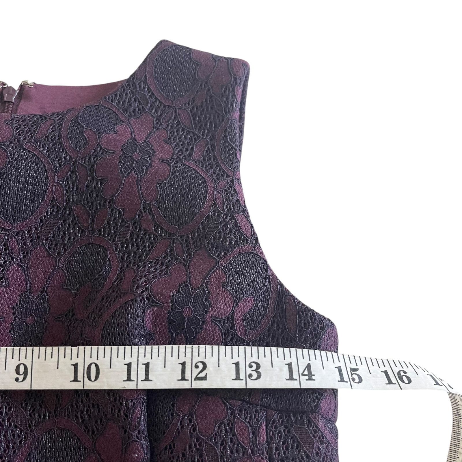 Calvin Klein Calvin Klein Plum Purple Floral Lace Jacquard Cocktail Dress Size S / US 4 / IT 40 - 6 Thumbnail