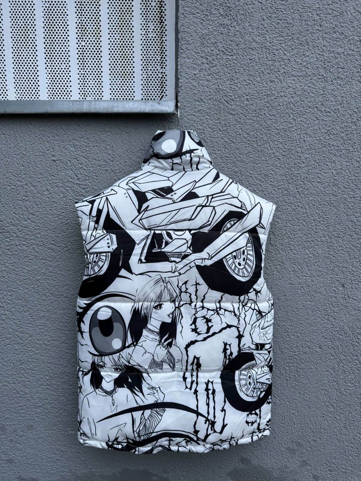 Bershka × Billie Eilish Billie Eilish X Bershka Vest Size US M / EU 48-50 / 2 - 5 Thumbnail