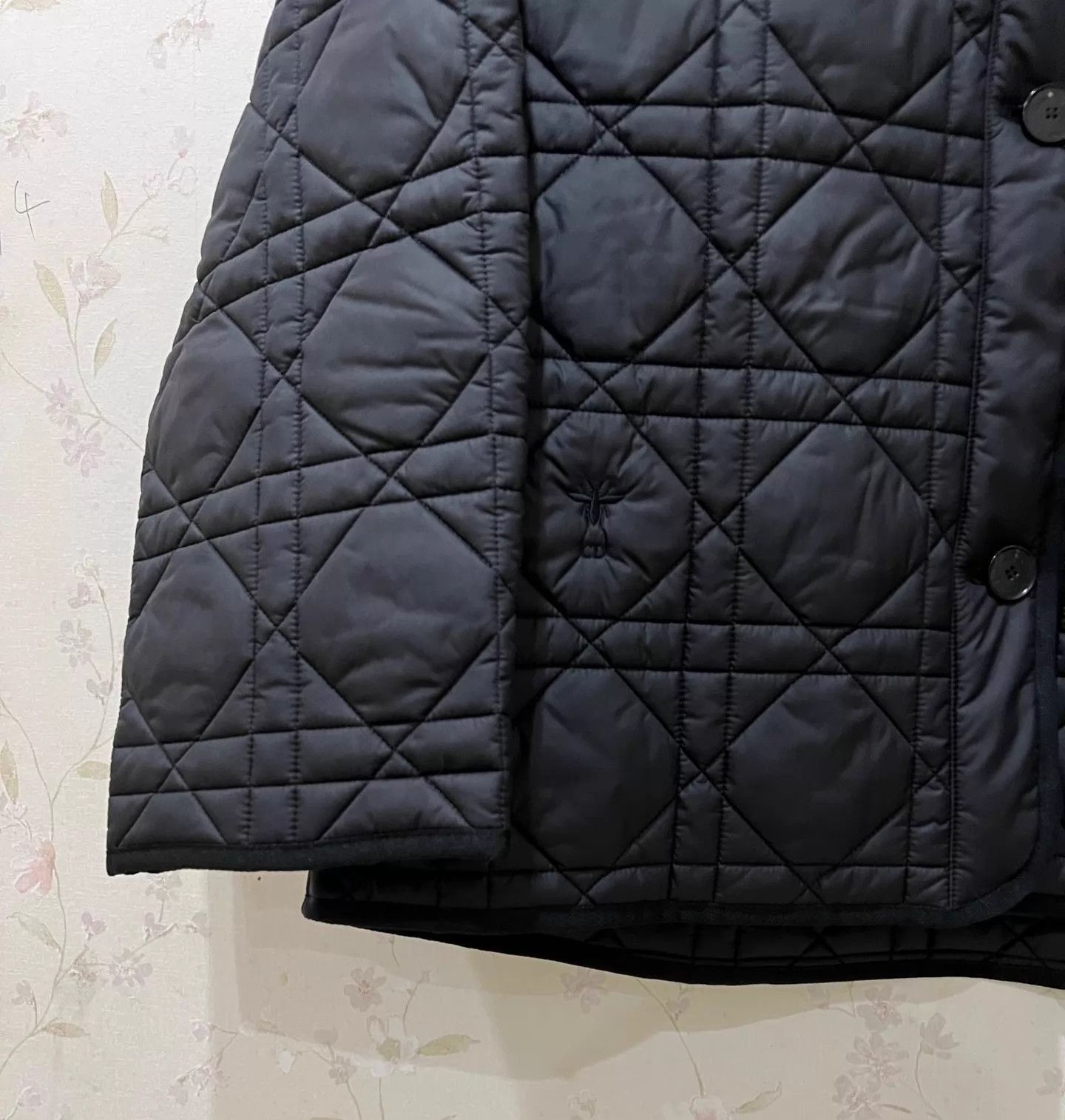 Dior Dior Bee Embroidery Quilted Diamond Jacket Women's Size S / US 4 / IT 40 - 6 Thumbnail