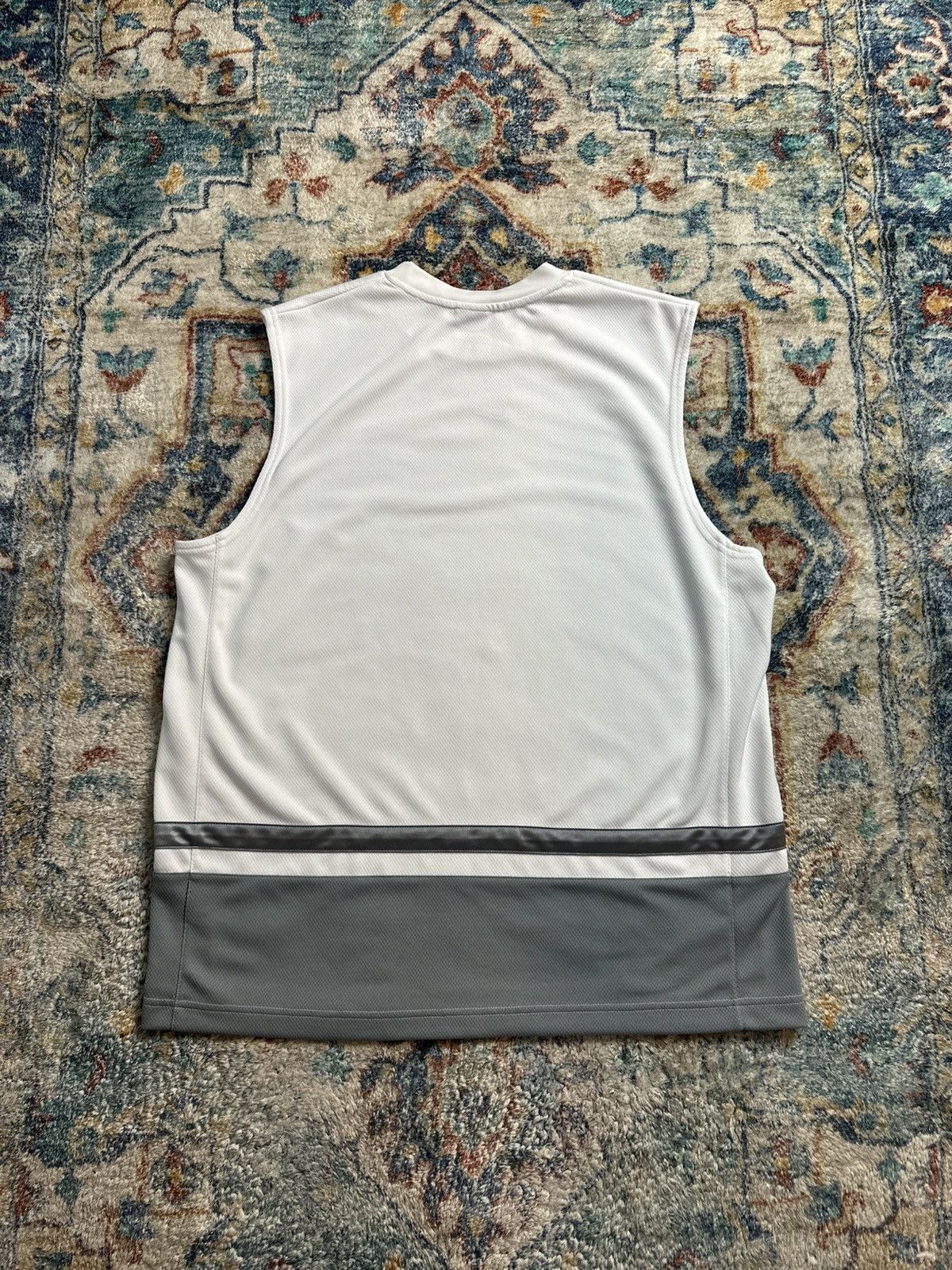 Nike Vintage Nike Mid Check Logo Sleeveless Top Size XL Size US XL / EU 56 / 4 - 2 Thumbnail