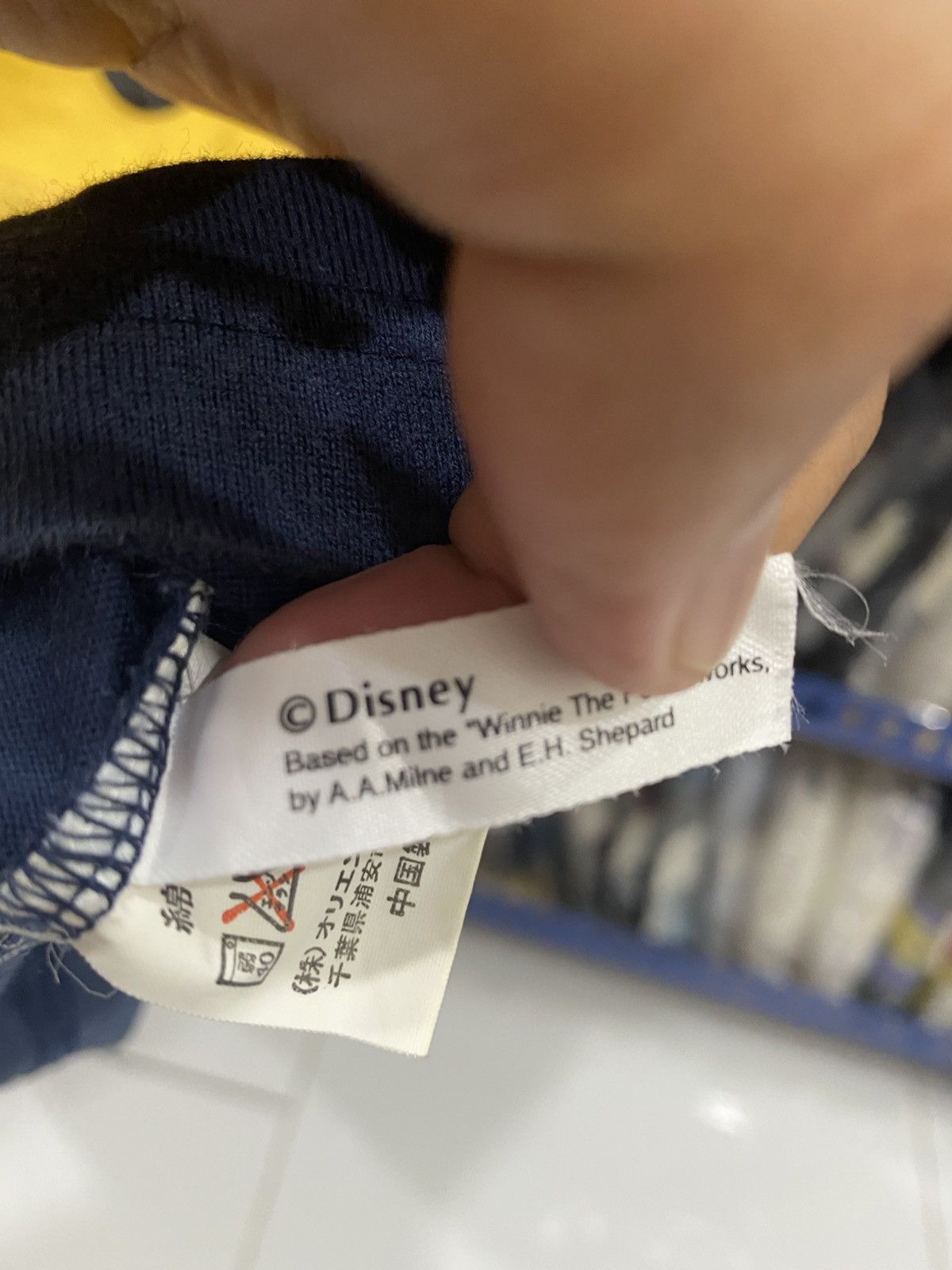 Other POOH TOKYO DISNEY TSHIRT Size US M / EU 48-50 / 2 - 13 Thumbnail