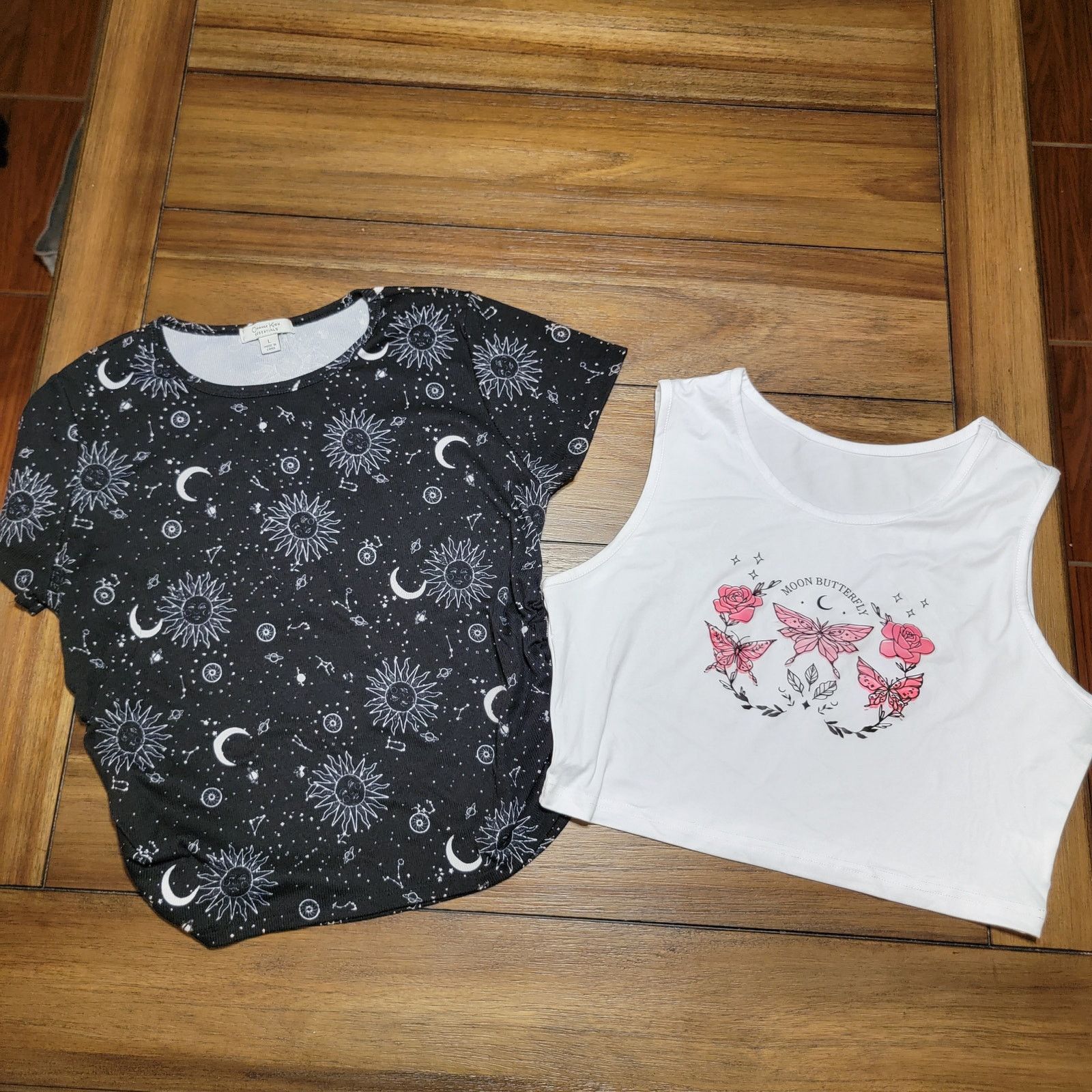 Other 2 Pc Celestial Tops: Blouse & Tank - Size Adult Small Size S / US 4 / IT 40 - 1 Thumbnail