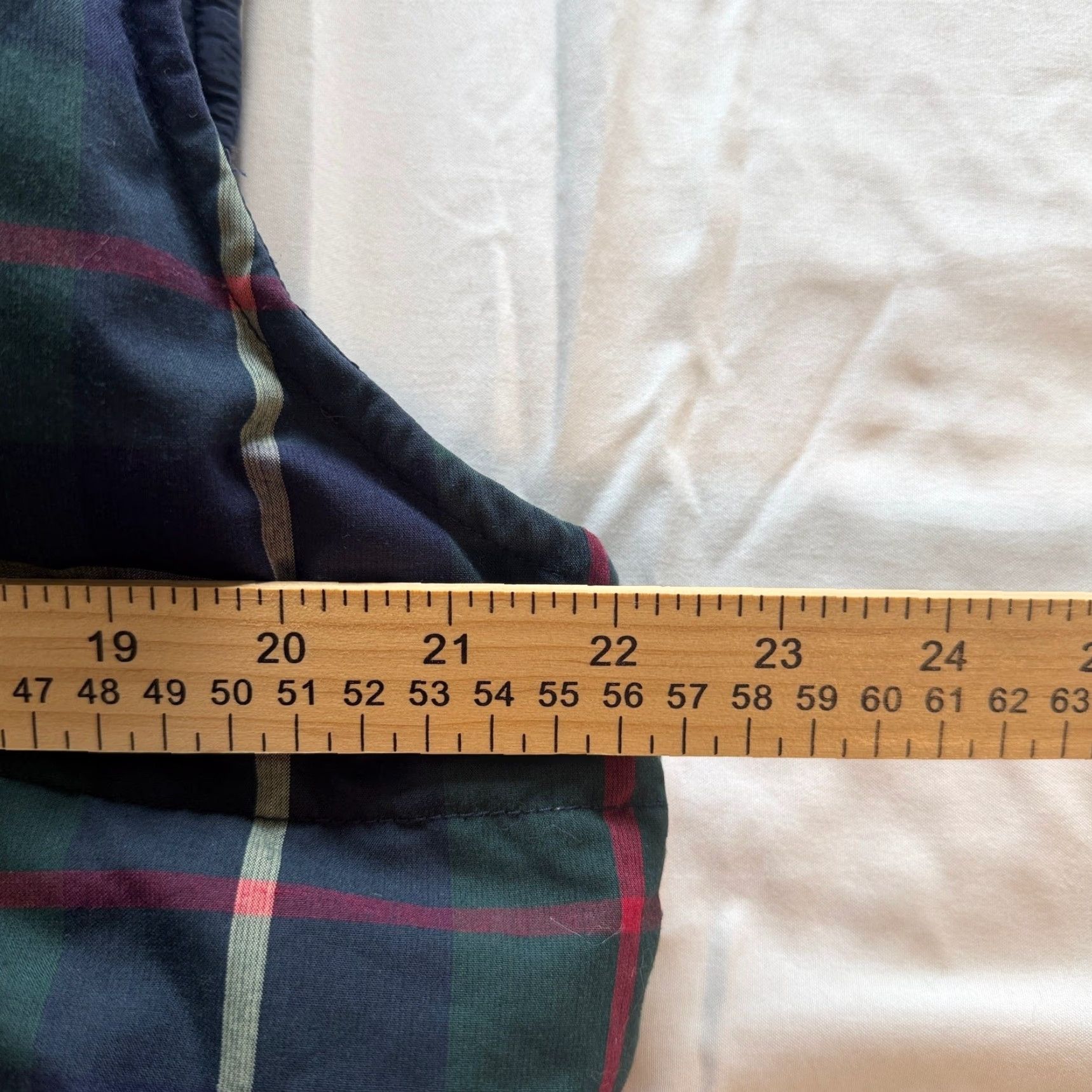 Eddie Bauer VINTAGE Eddie Bauer Vest Women M Plaid Puffer Goose Down 90s Blue GreenMedium Fits Regular Sleeveless Zip Pocket Casual Travel Front Zipper Womens Size M / US 6-8 / IT 42-44 - 4 Thumbnail