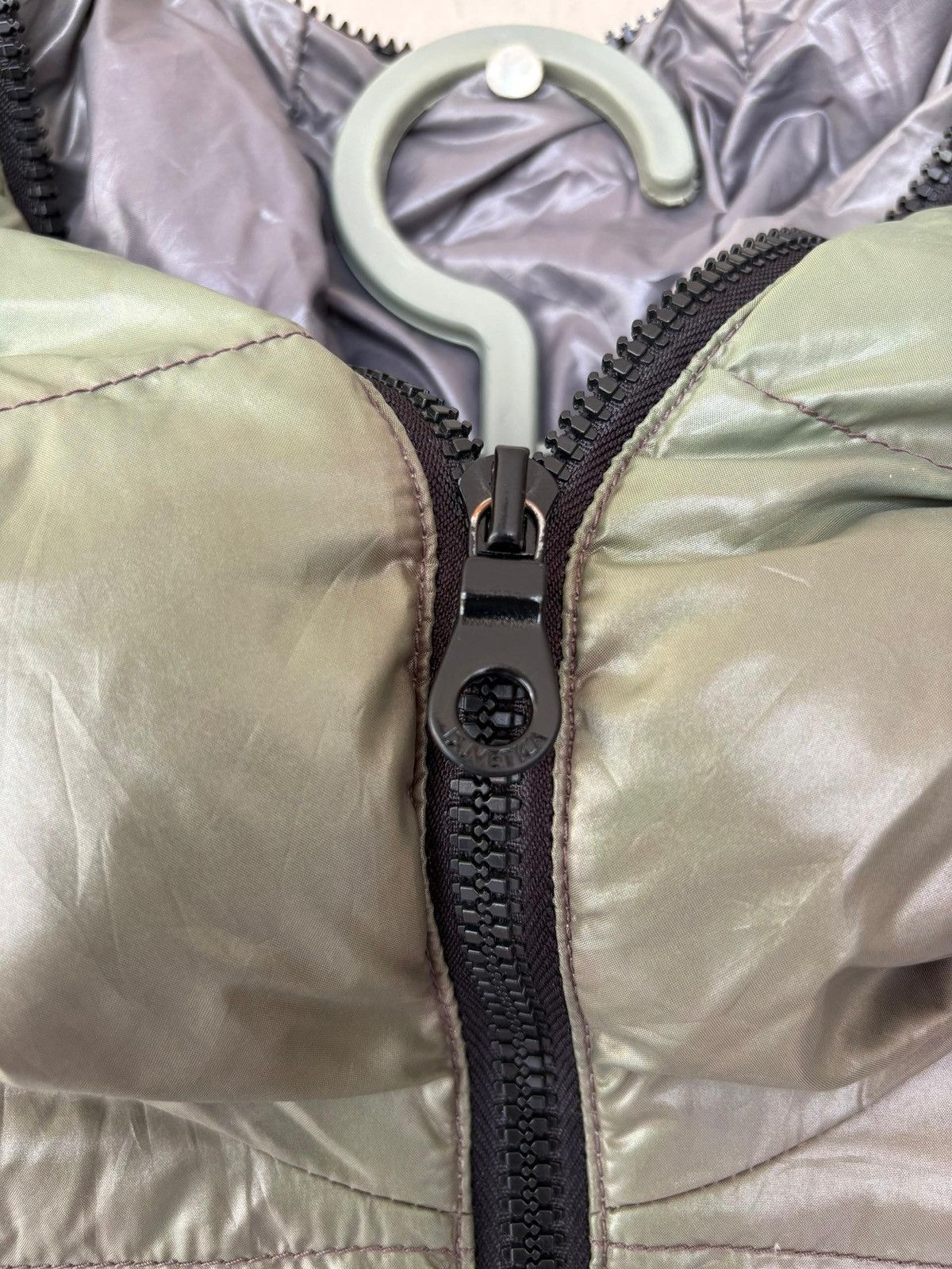 Duvetica Duvetica Hooded Febe Sleeveless Down Vest puffer Vest Design Size US S / EU 44-46 / 1 - 8 Thumbnail