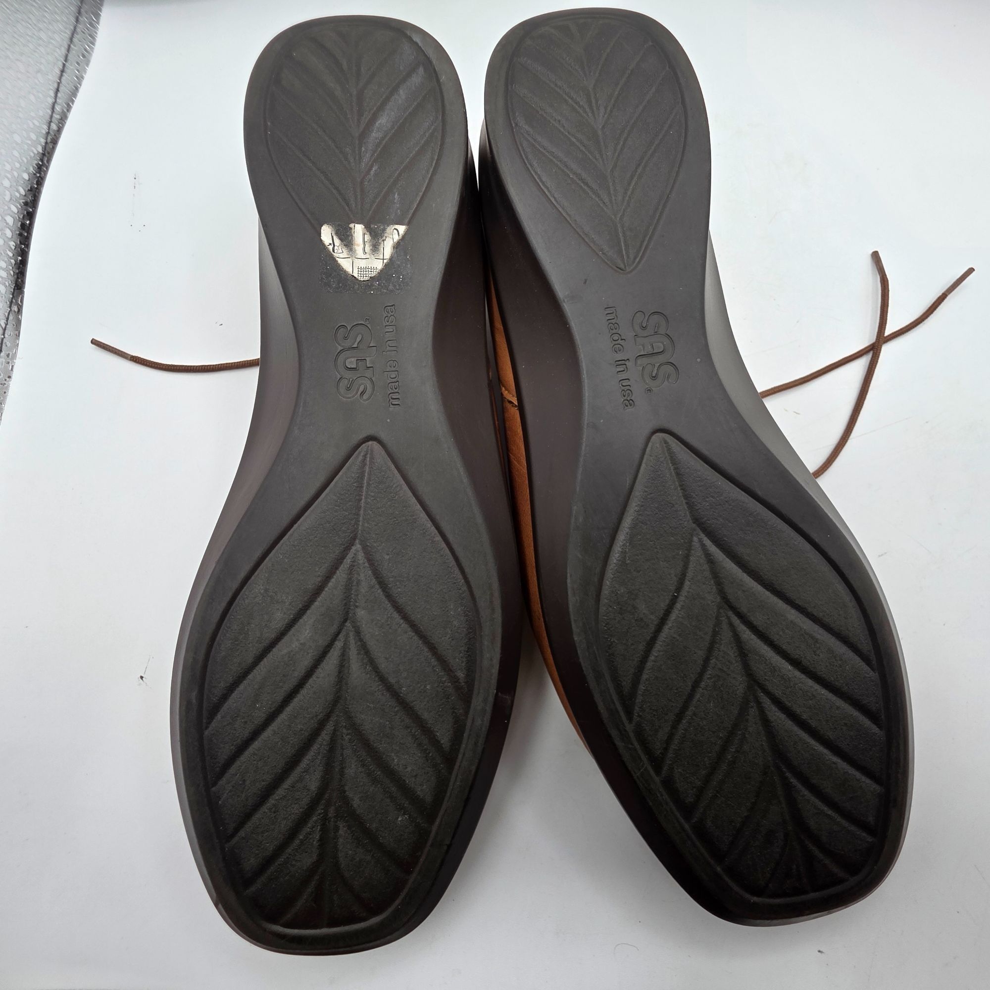 SAS SAS Petra Womens 9.5 Brown Leather Comfort Shoes Casual Loaf Size US 9.5 / IT 39.5 - 7 Thumbnail
