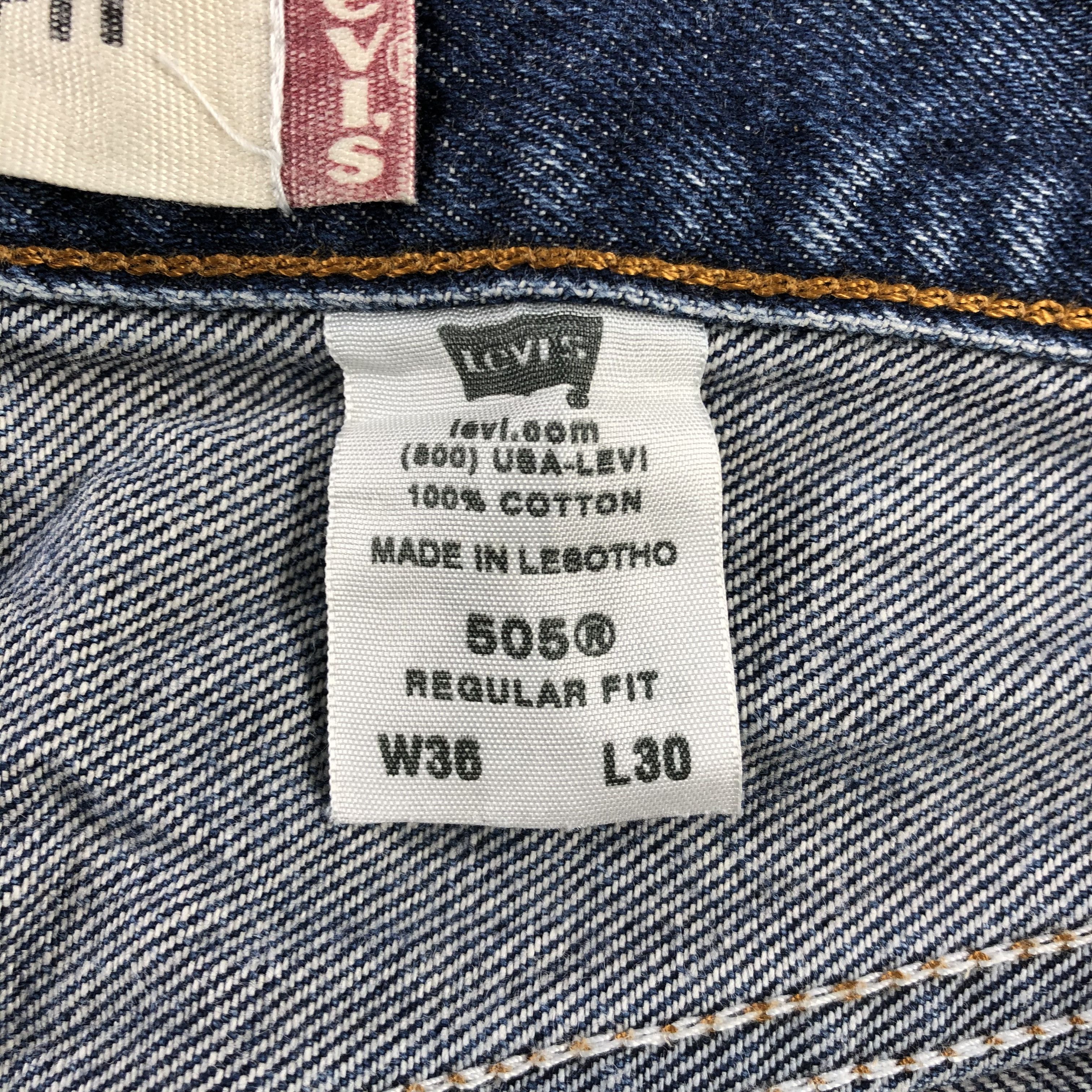Vintage Levi's 505 Jeans Faded Blue Denim KJ1100