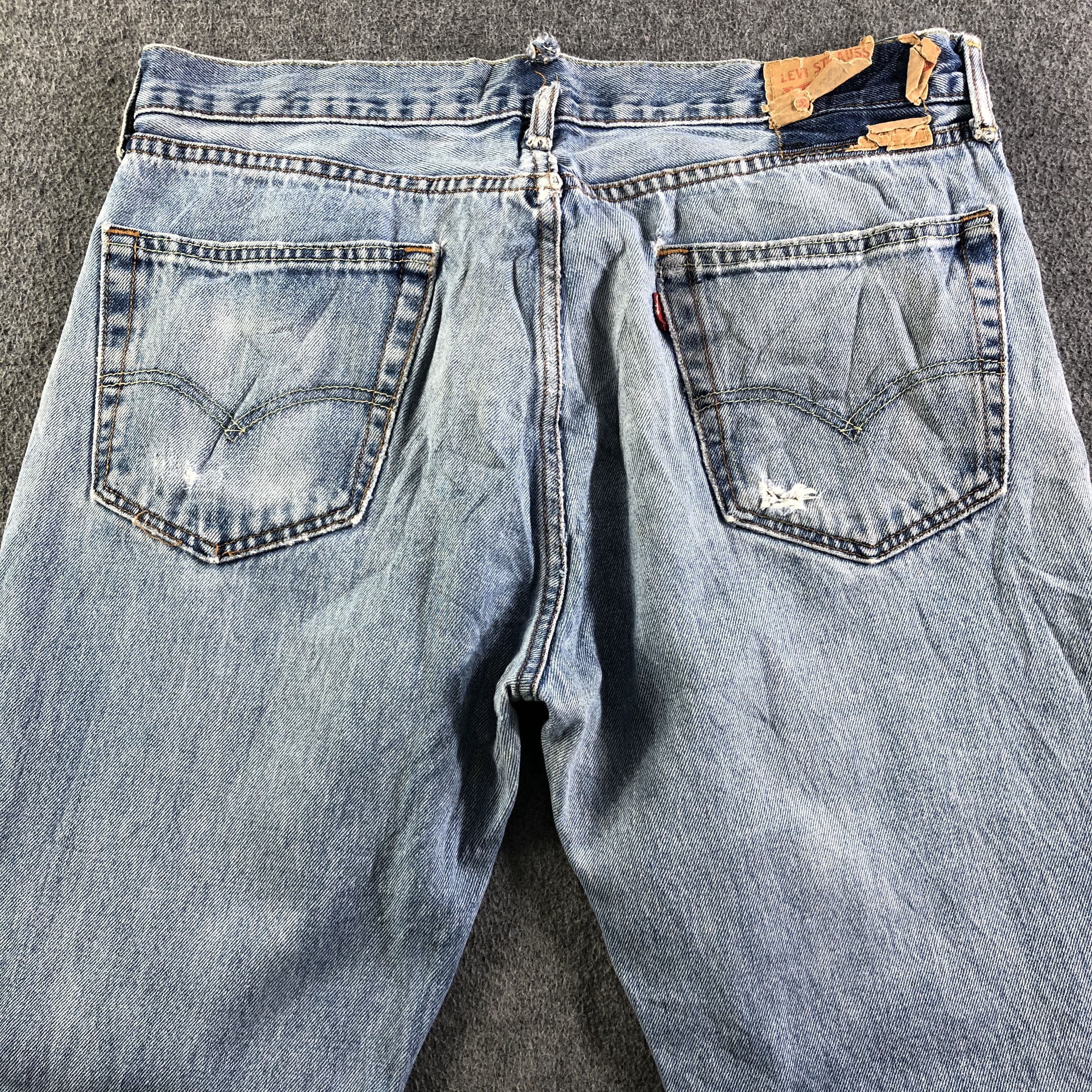 Levi's Vintage Light Wash Levis 505 Jeans-J4306 Size US 35 - 4 Thumbnail