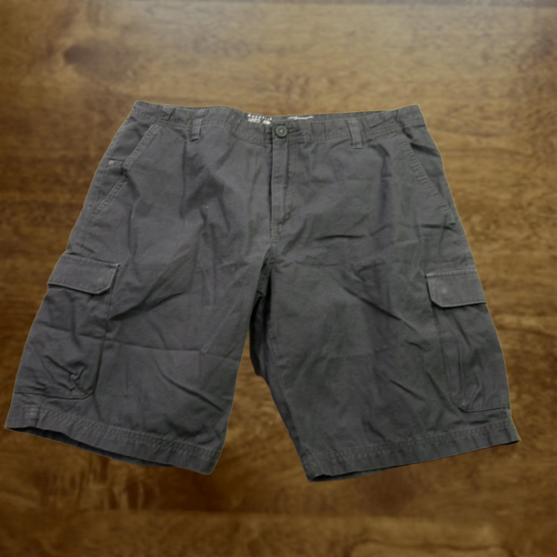 Mountain Hardwear Mountain Hardwear Shorts Mens 34 Cargo Pockets Outdoors Gray Cargo Short Regular 34 Mens Size US 34 / EU 50 - 1 Thumbnail