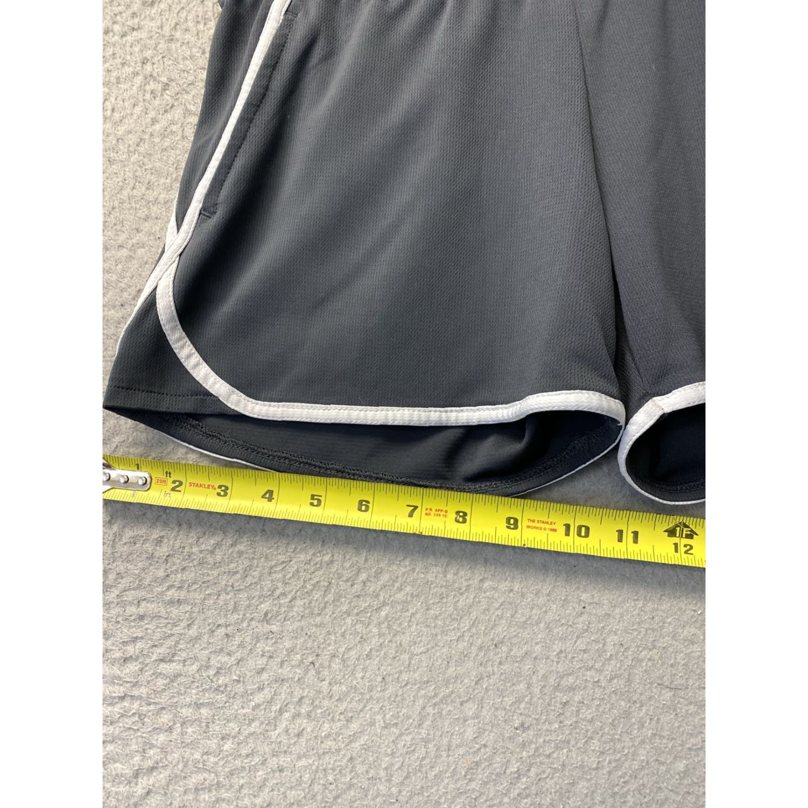Reebok Reebok Shorts Women’s S Dark gray Running Gym Yoga Comfort 96-75 Size 28" / US 6 / IT 42 - 7 Thumbnail