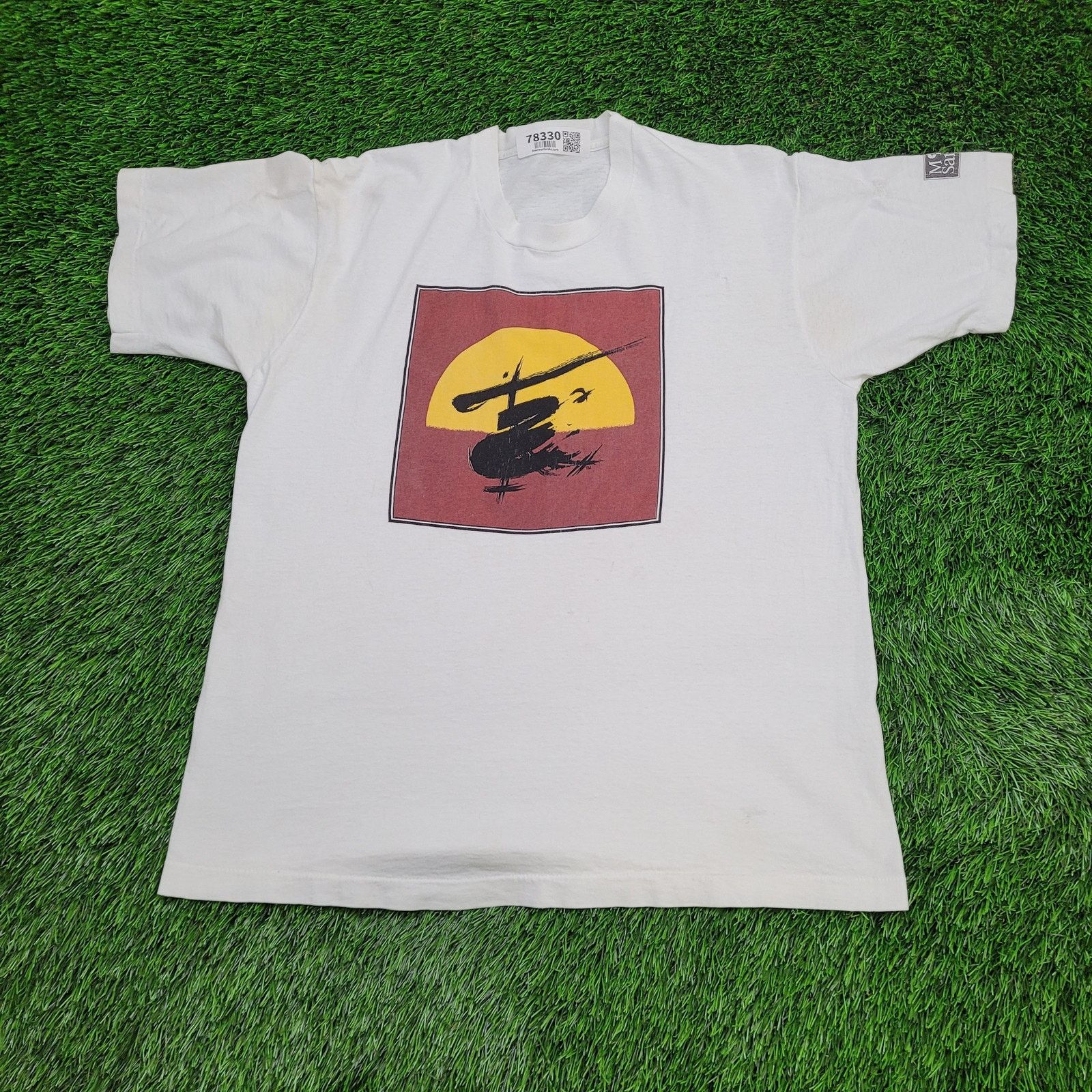 Vintage Vintage 1988 Vietnam Miss Saigon Shirt M/L 21x27 USA Size US L / EU 52-54 / 3 - 1 Thumbnail