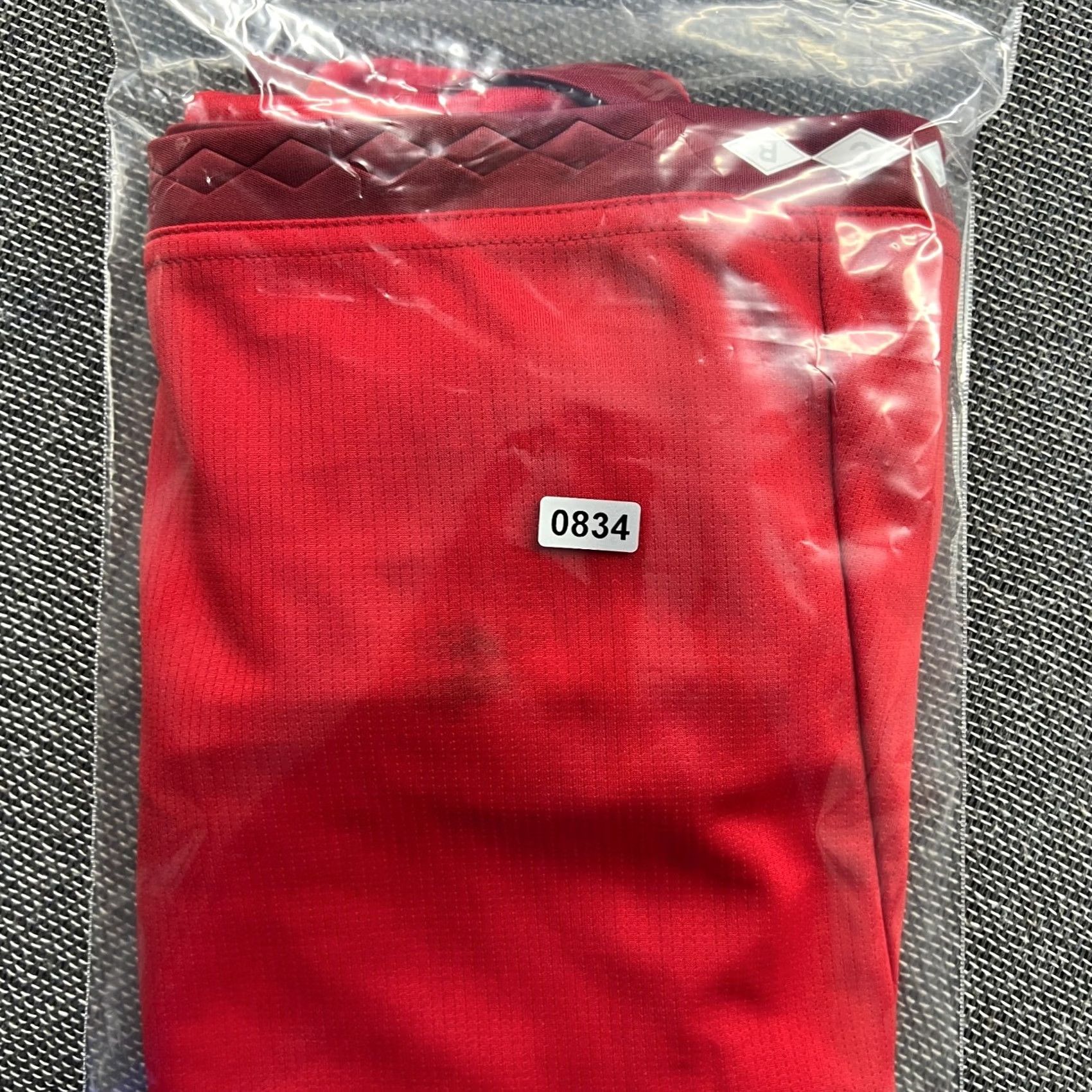 Adidas adidas Bayern Munich 2015 2016 Thiago #6 Home Womens Football Jersey S Red Adidas Shirt Womens Small JSY Football Jersey S Red Womens Size S / US 4 / IT 40 - 2 Thumbnail